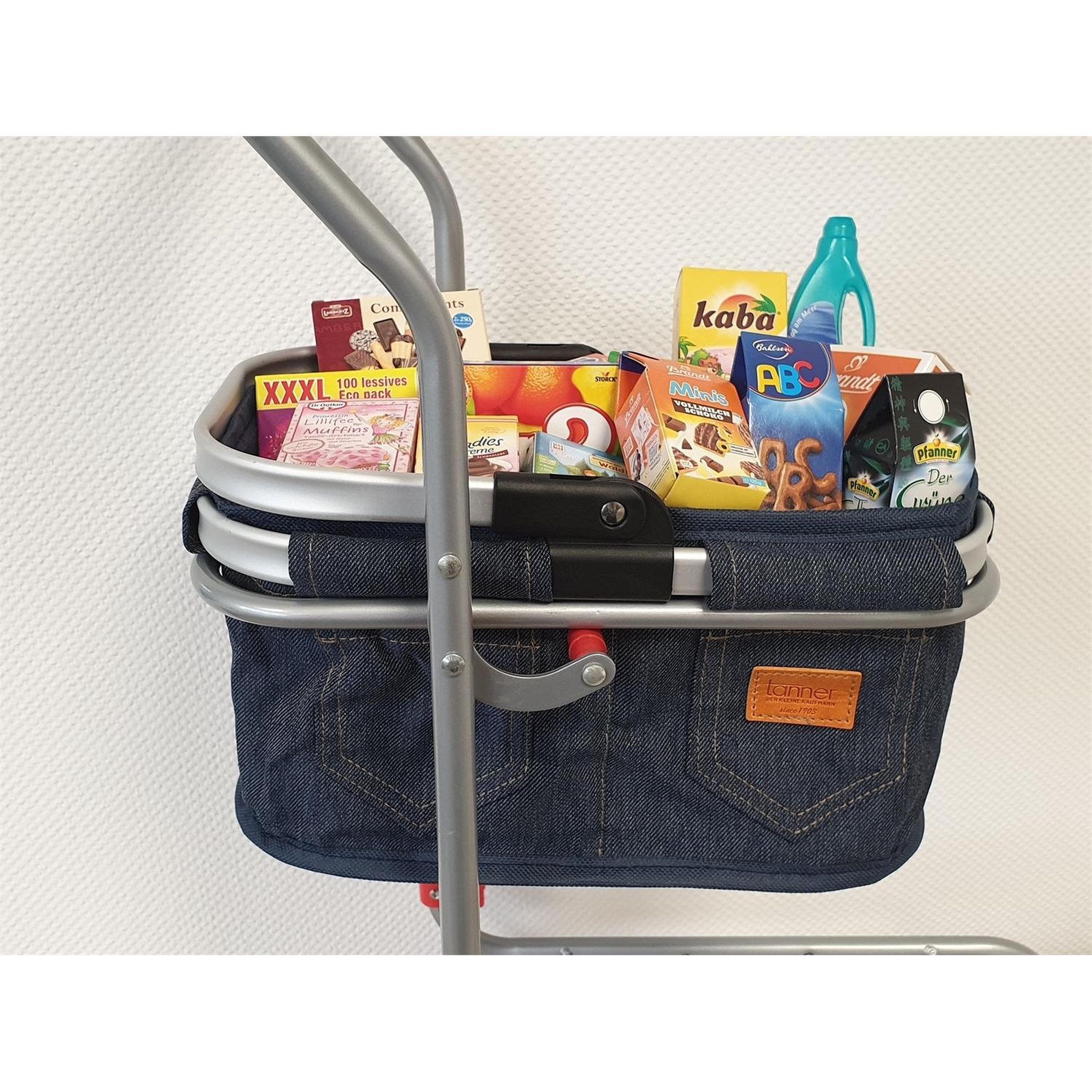 Voir la diapositive 3 : TANNER Chariot avec panier en jeans et 40 miniatures