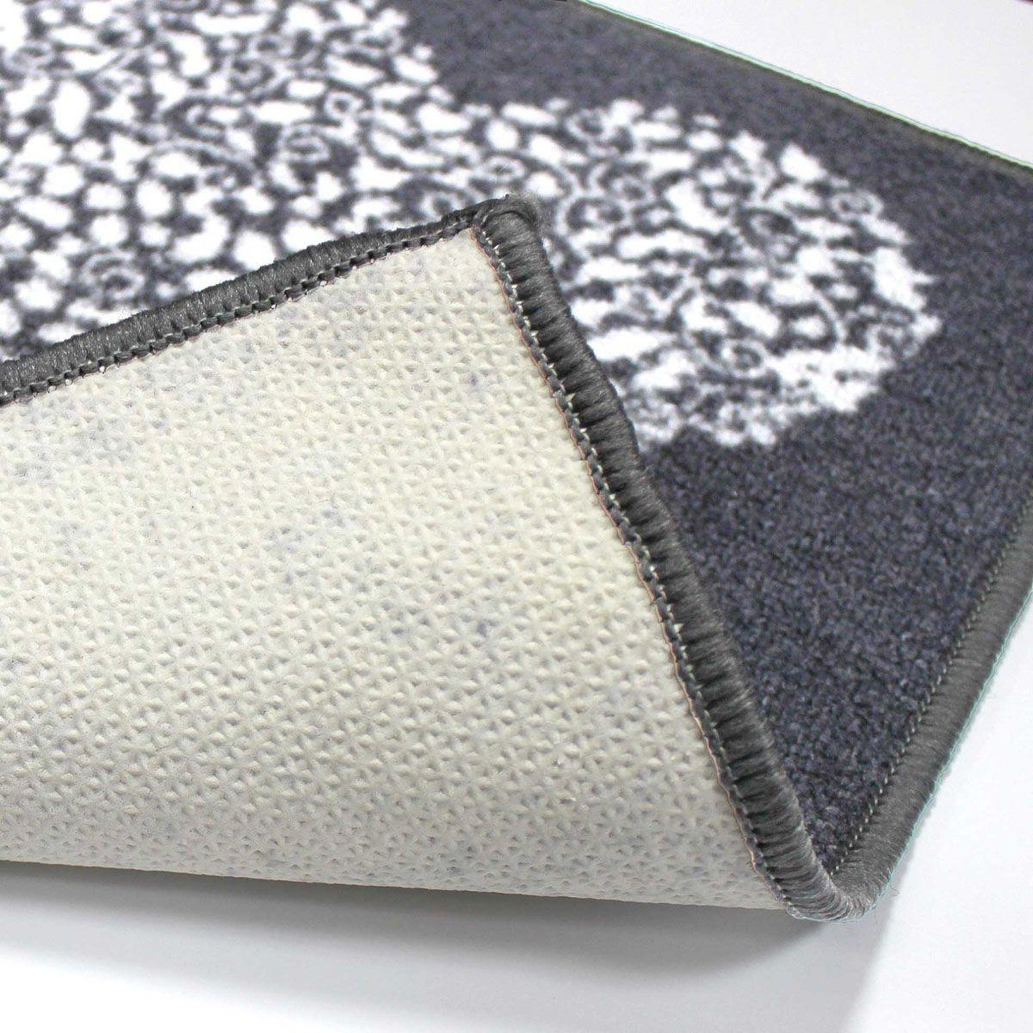 Voir la diapositive 3 : Douceur d'Intérieur Tapis déco multi-usage  mathilda  50x120cm gris