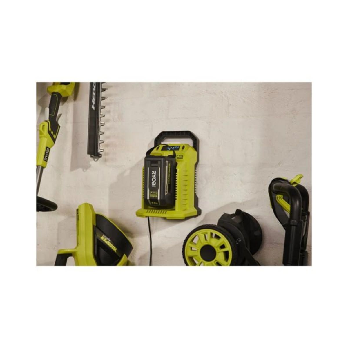 Ryobi Chargeur ultra rapide à variateur de courant 36V RYOBI - 10Ah - RY36C10A-0