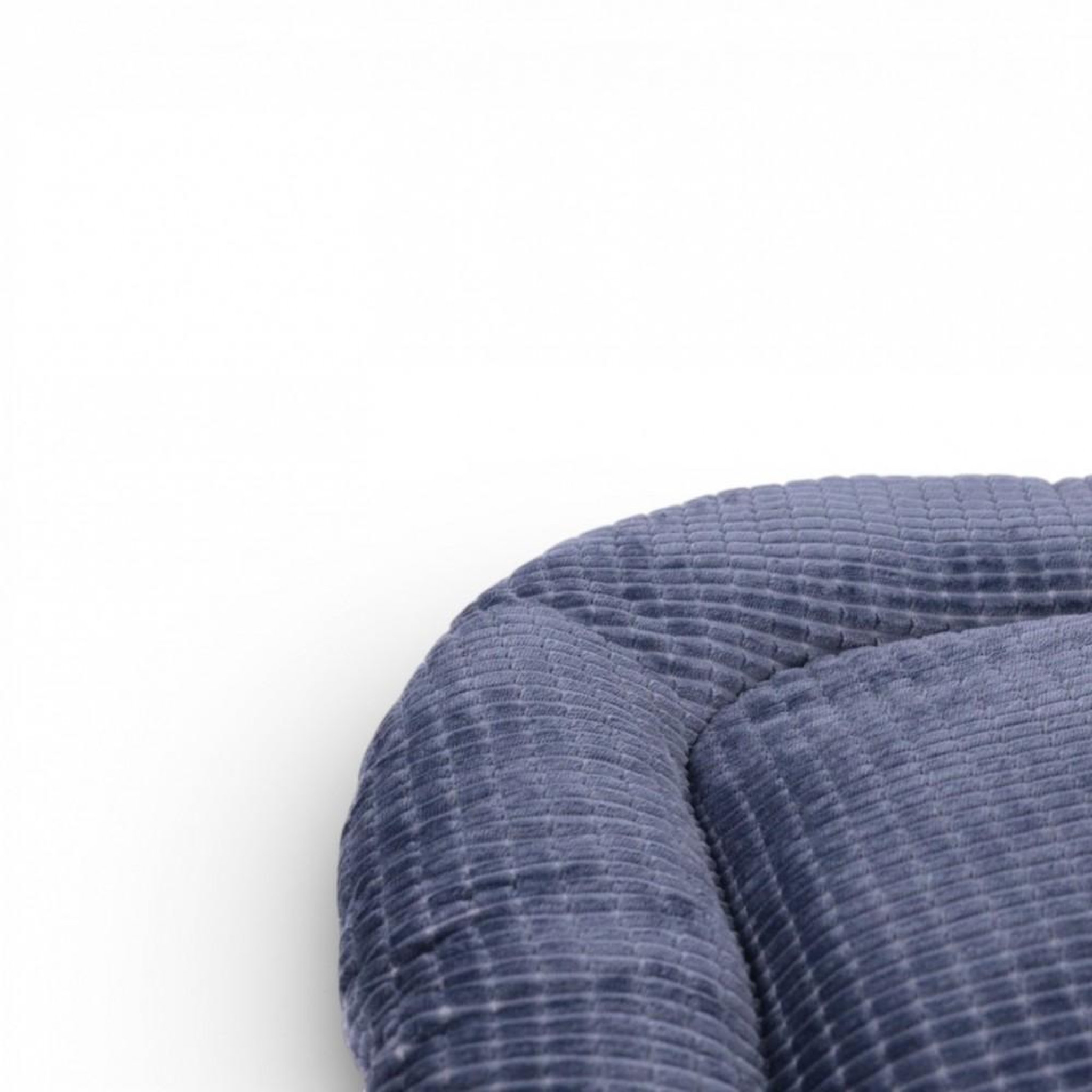Voir la diapositive 4 : MON AMI LUKI Coussin soft-touch - bi-matière doux - antidérapant - petit chien