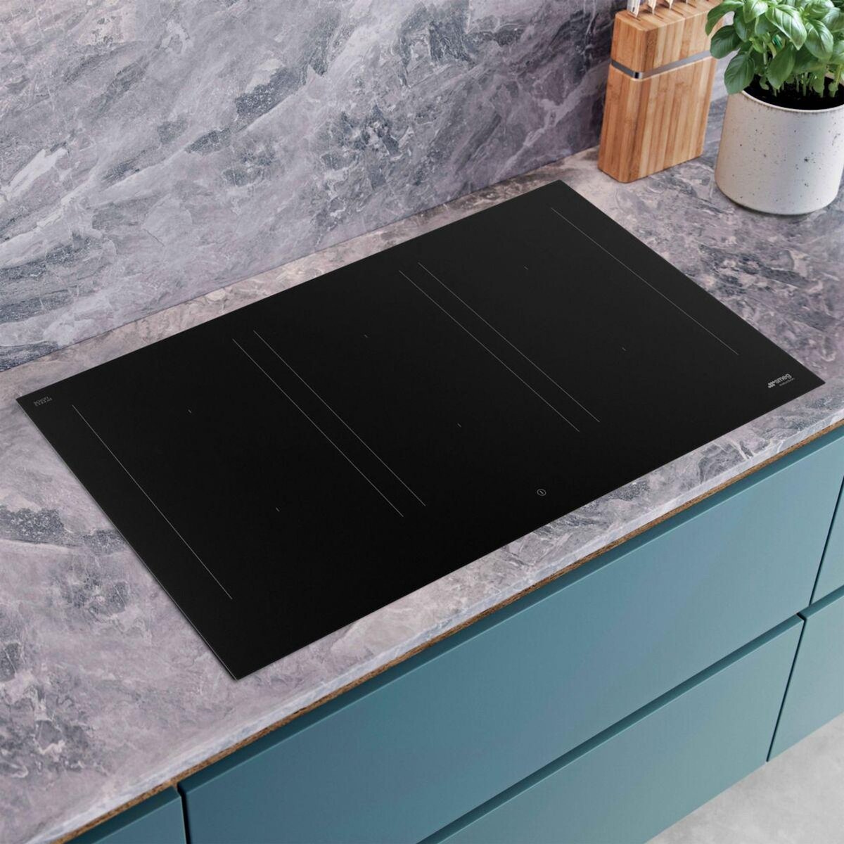 SMEG Plaque induction SIM3964N