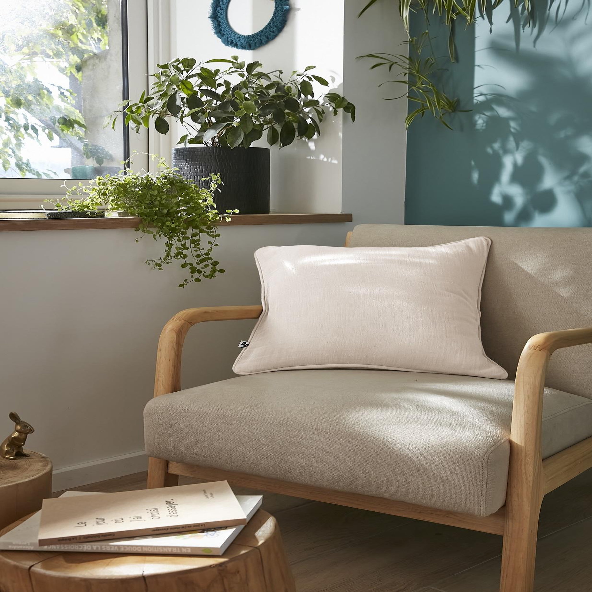 Voir la diapositive 2 : Eden Coussin déhoussable gaia – gaze de coton avec passepoil élégant