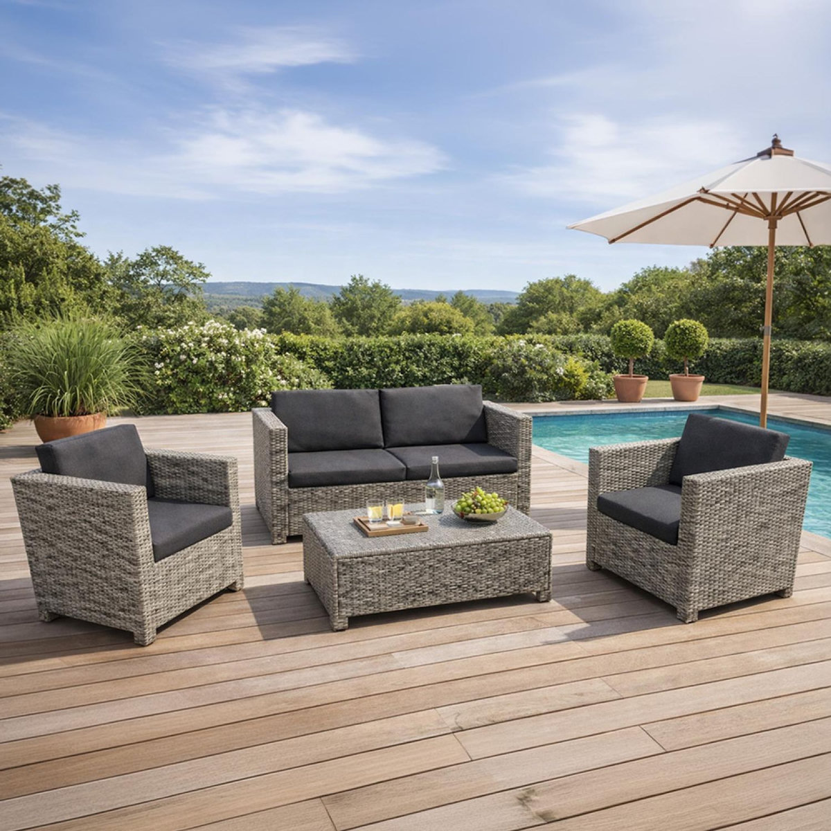 CONCEPT USINE Salon de jardin 4 places en résine tressée gris et noir SOCOTRA