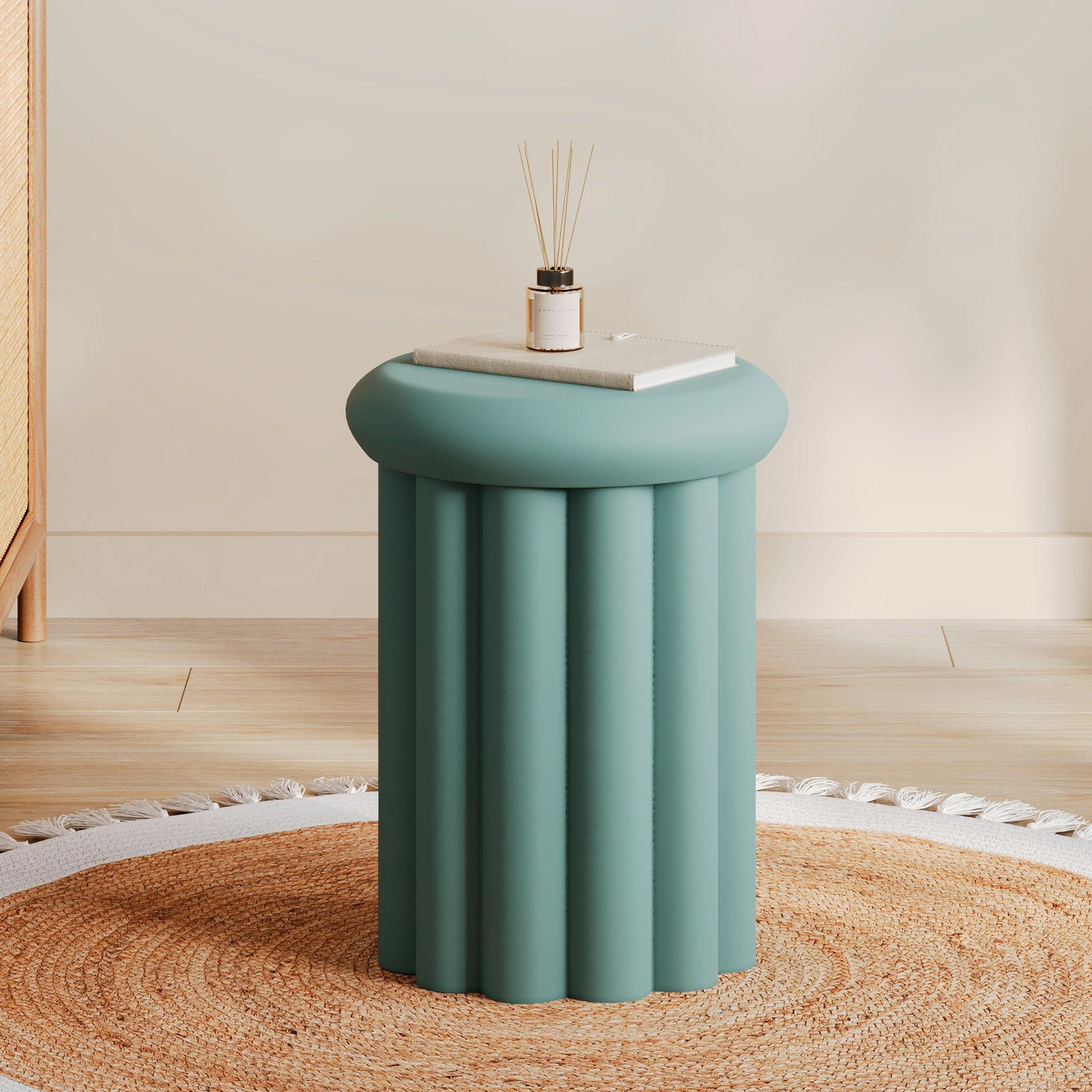 Voir la diapositive 2 : MAISON PAVANE Table d'appoint ronde en métal bleu d37 cm-aglaé
