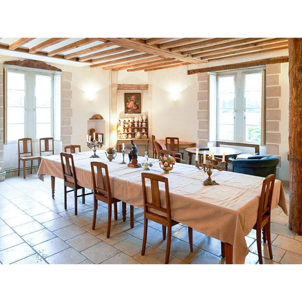 Smartbox 2 jours dans un château 4* avec crémant et bain bouillonnant près de Cholet - Coffret Cadeau Séjour