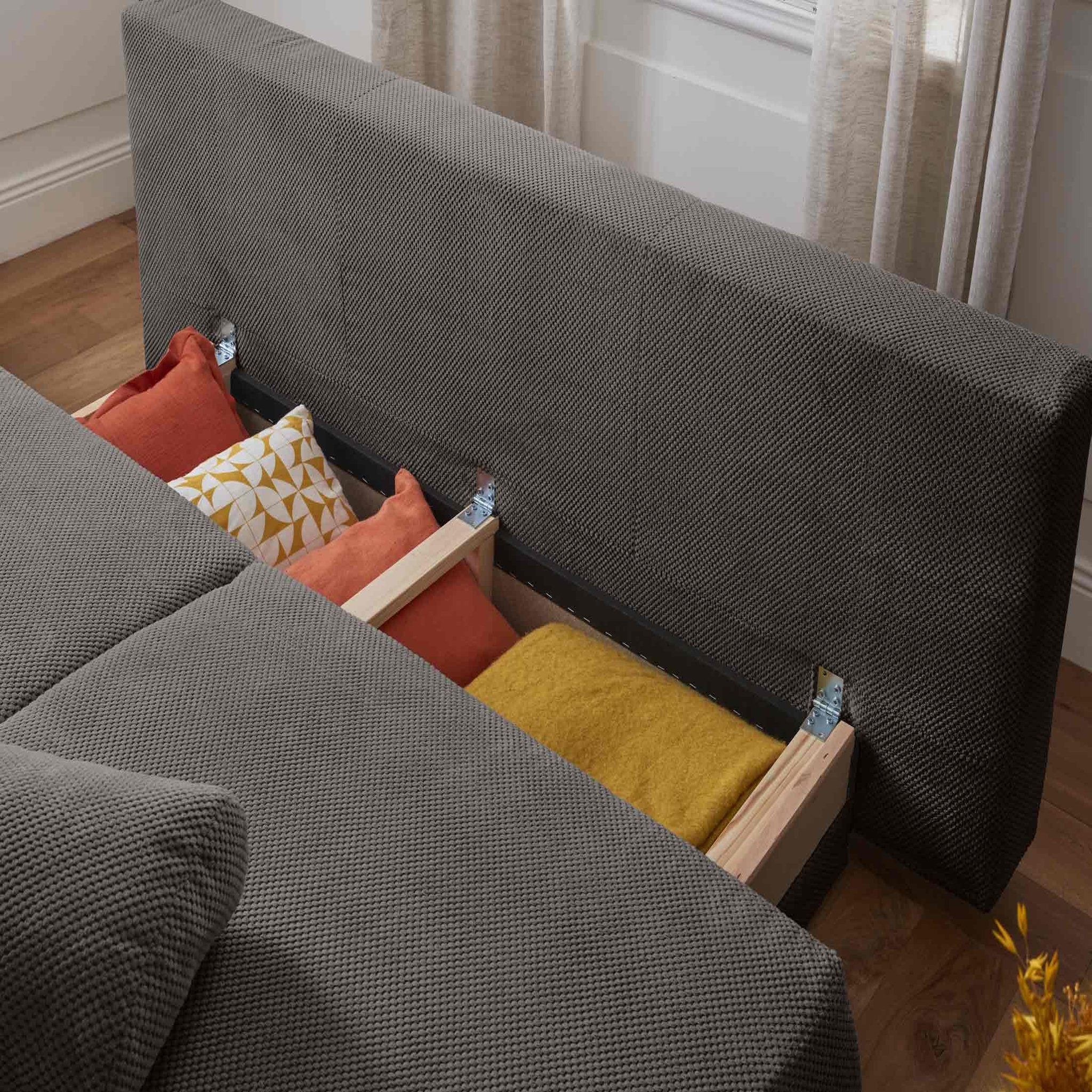Voir la diapositive 3 : BEST MOBILIER Cristal - canapé 3 places - convertible avec coffre - en velours texturé