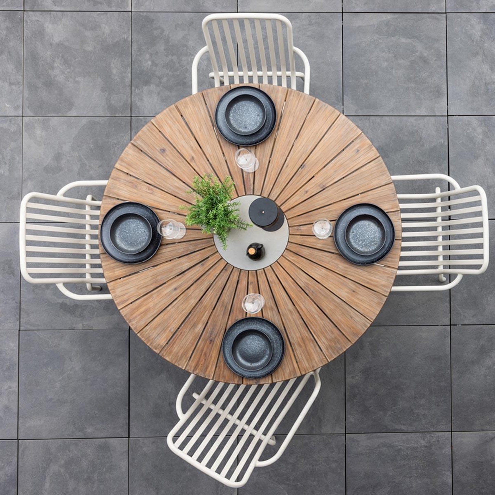 Voir la diapositive 4 : Paris Prix Table de jardin ronde  rosario  140cm marron