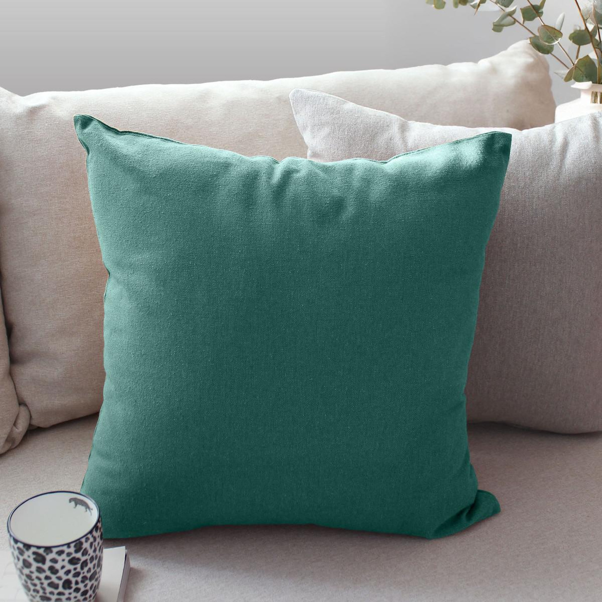 Voir la diapositive 3 : ENJOY HOME Coussin déco uni  cambria  40x40cm vert jade