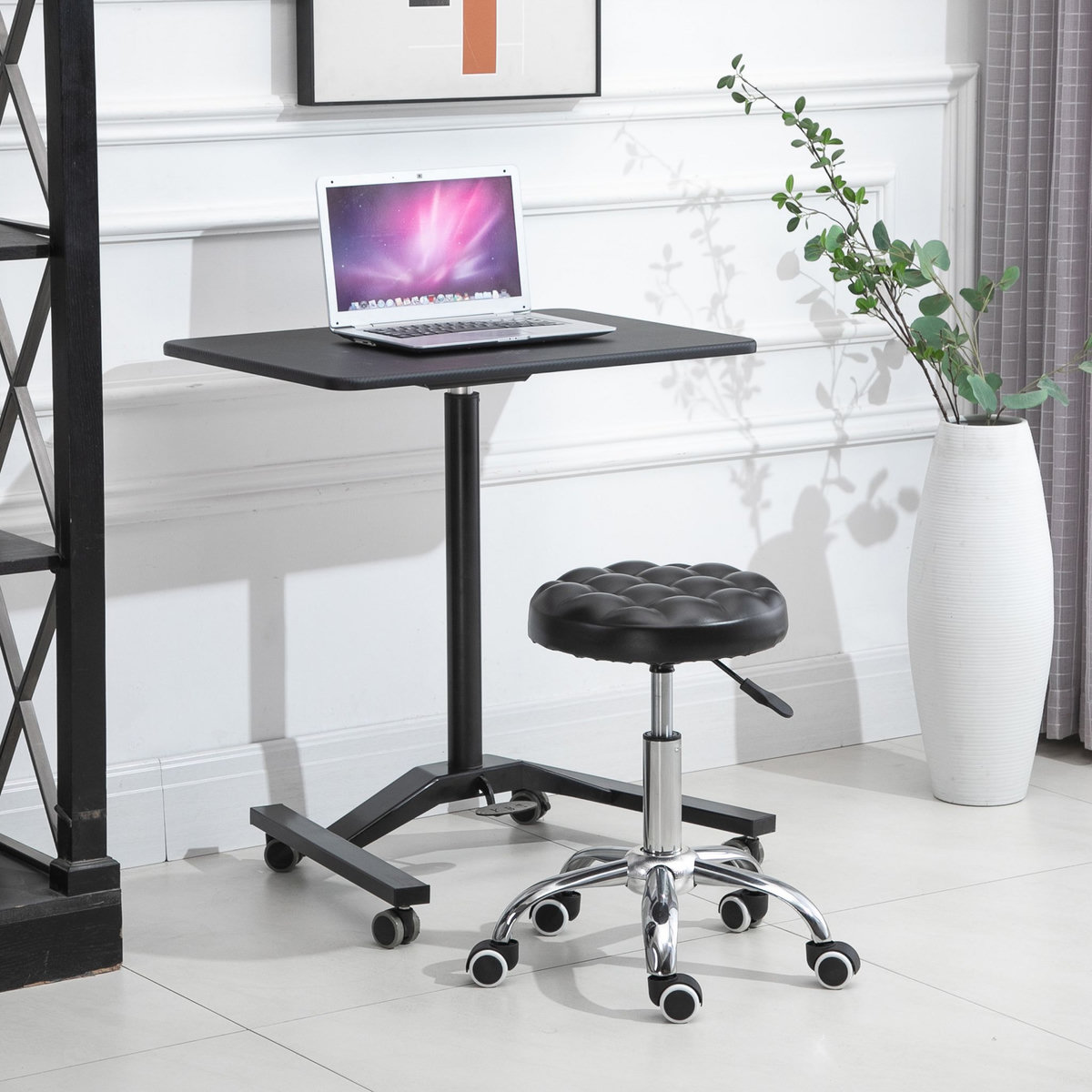 HOMCOM HOMCOM Tabouret massage à roulettes réglable en hauteur pivotant 360° assise synthétique capitonnée noire