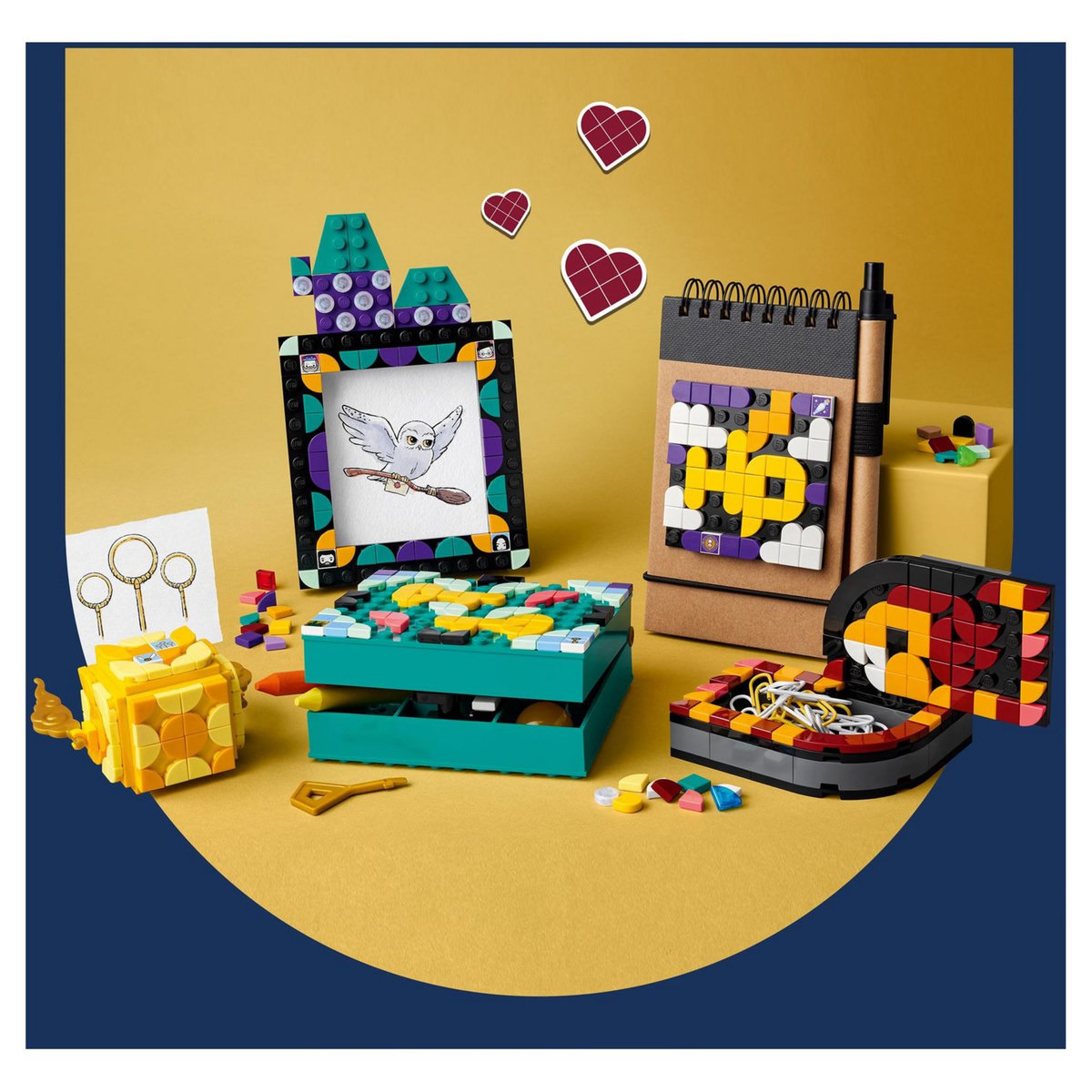 LEGO DOTS 41811 - Ensemble de bureau Poudlard, Accessoires et Fournitures de Rentrée Scolaire, Jouet Harry Potter, Décoration Bureau,