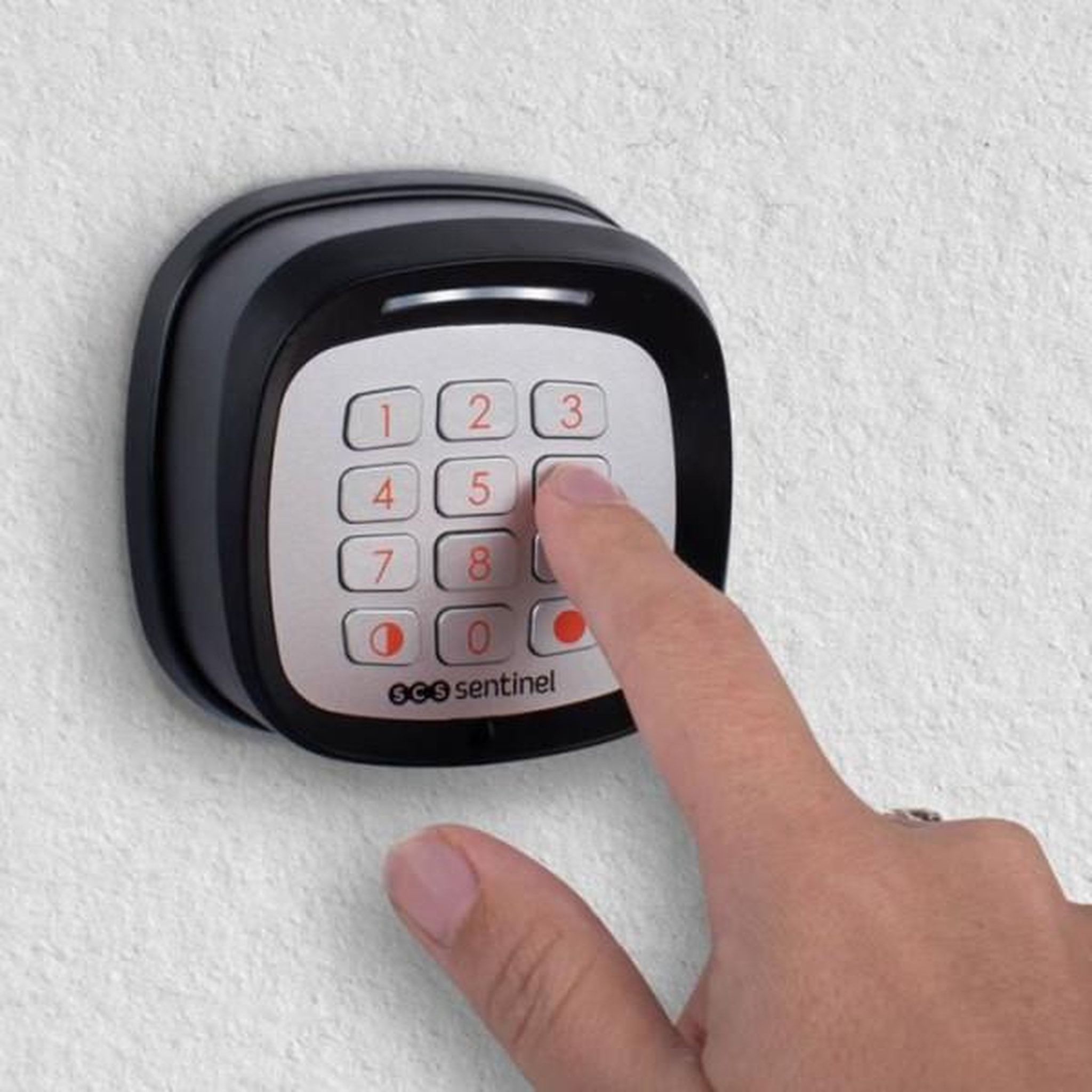 Voir la diapositive 3 : SCS SENTINEL Clavier a code sans fil - scs sentinel - codegate - pour portail ou porte de garage - portée 50m - piles non fournies
