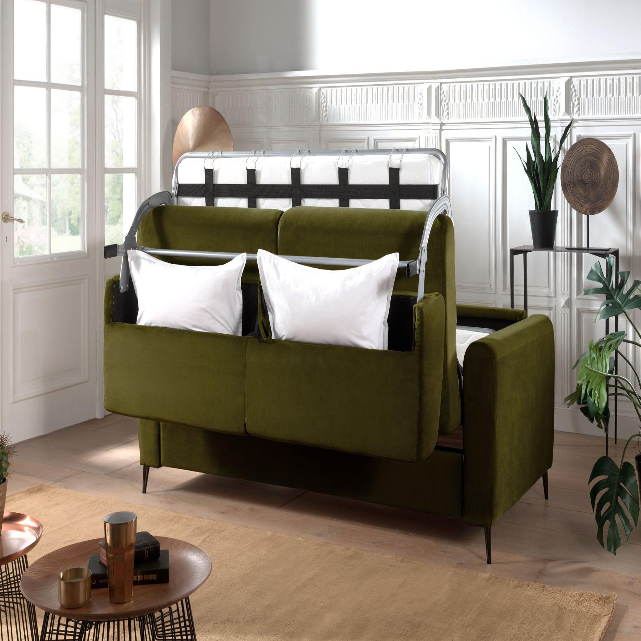Voir la diapositive 3 : LISA DESIGN Owen - canapé 3 places convertible express couchage quotidien 140 cm matelas 12 cm en velours