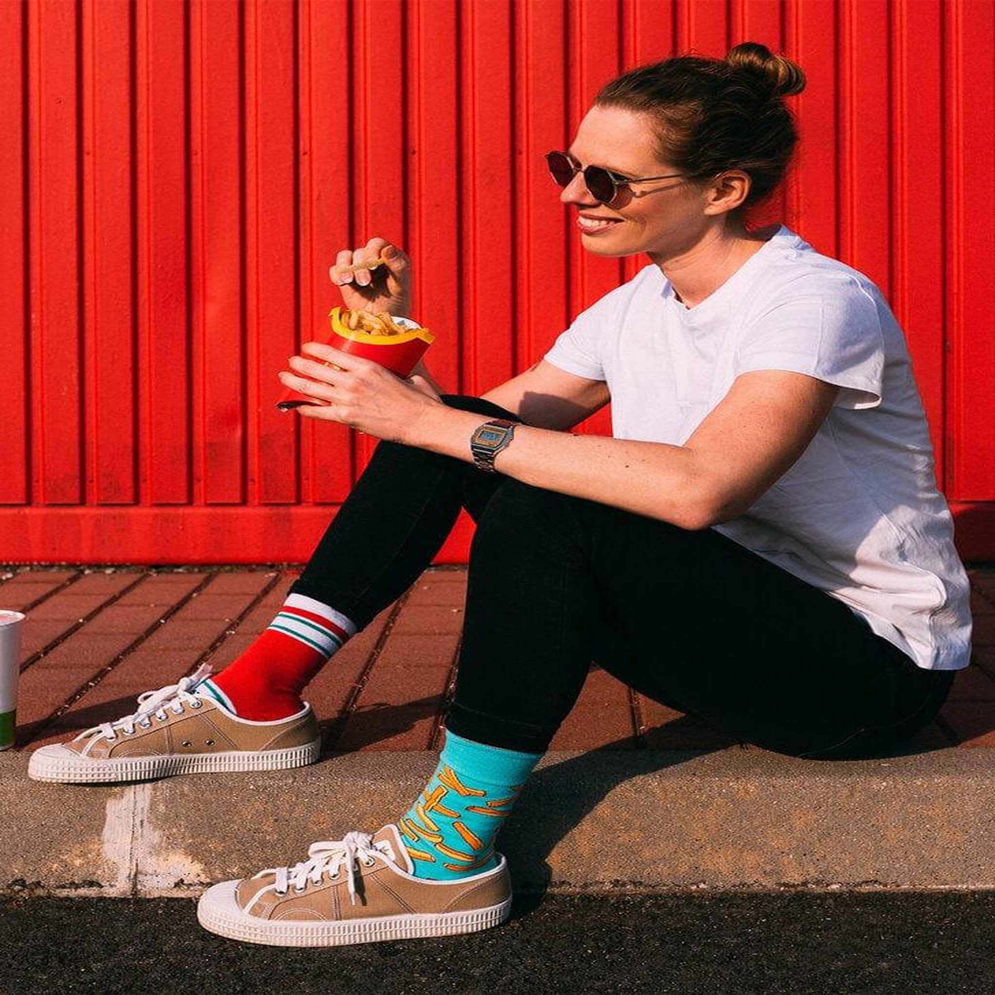 Voir la diapositive 5 : DEDOLES Chaussettes frites et ketchup
