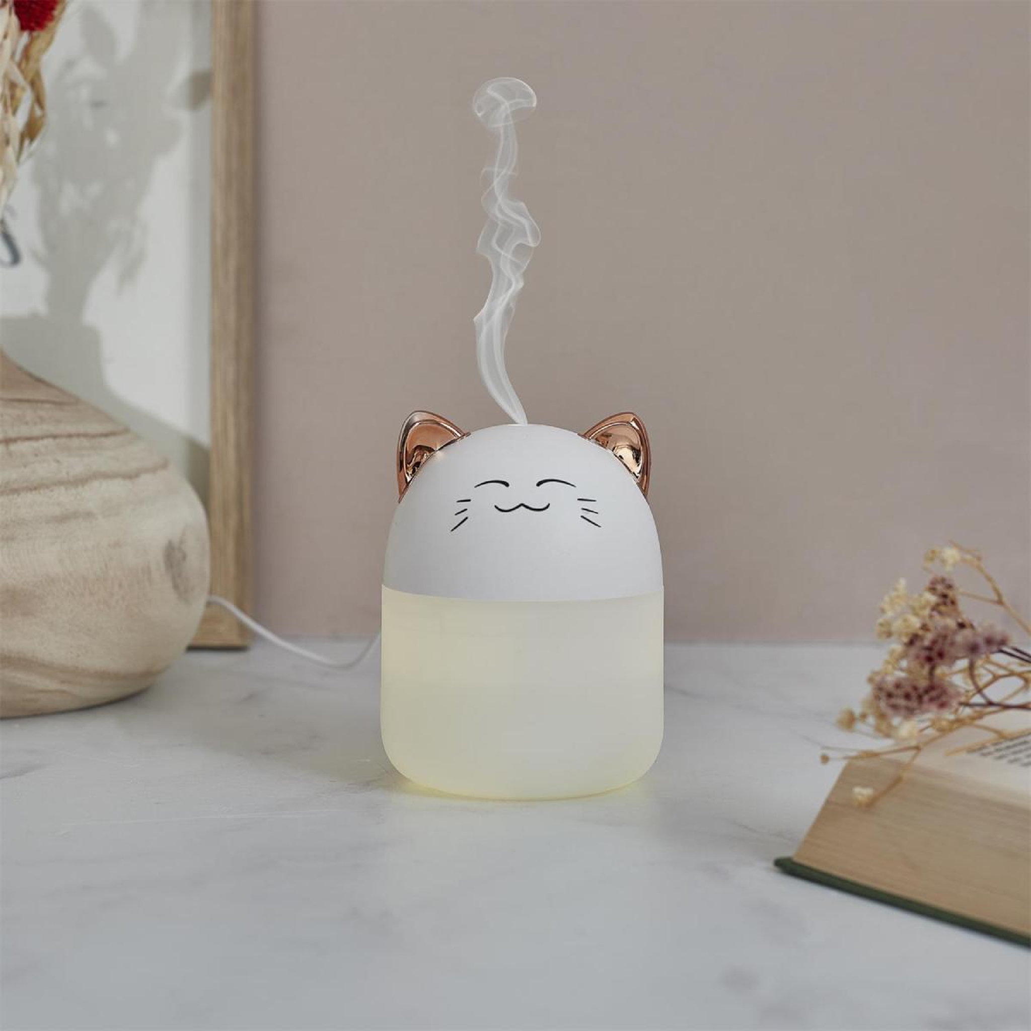 Voir la diapositive 6 : The Home Deco Factory Diffuseur de Parfum LED  Chat  200ml Blanc
