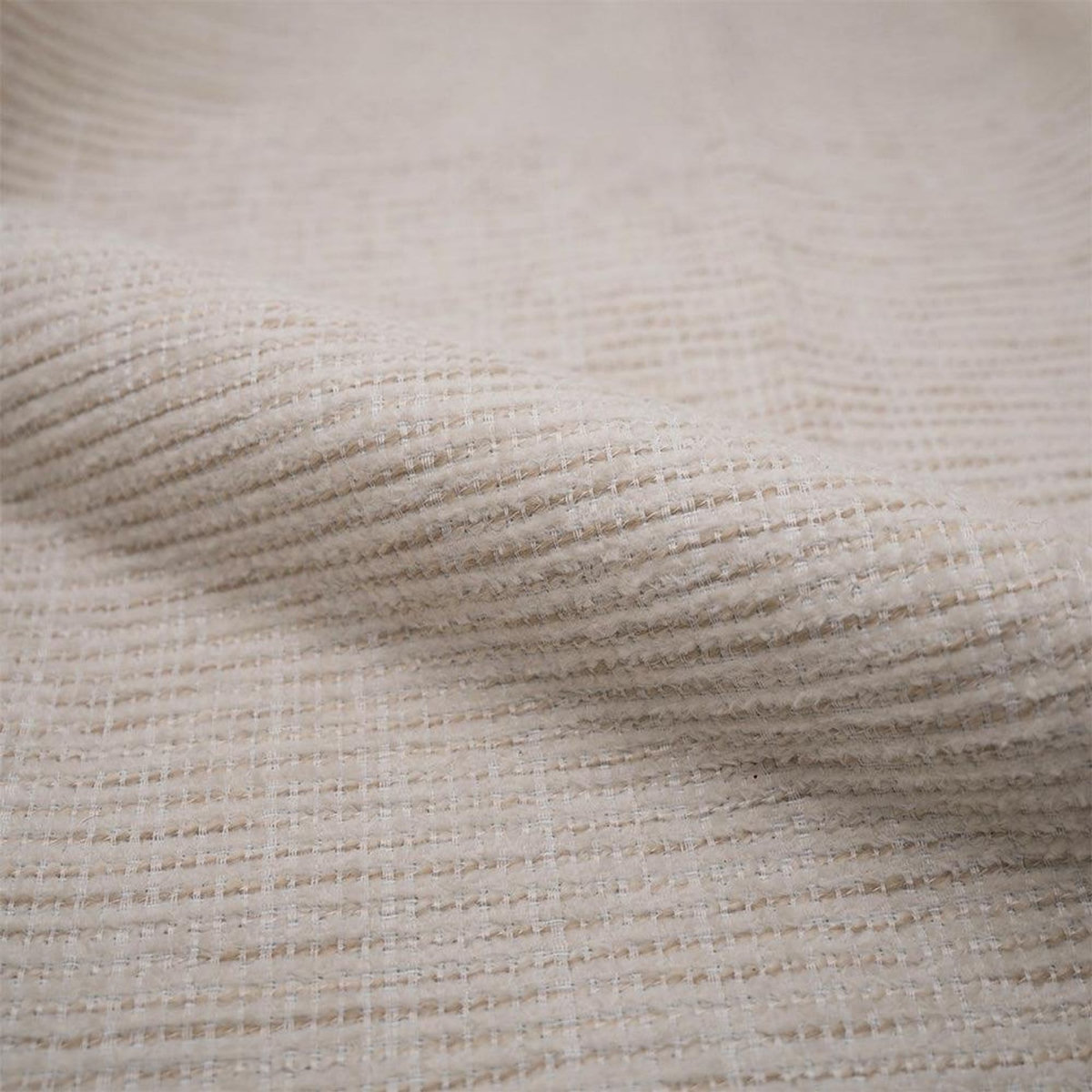 Rendez vous déco Fauteuil en tissu blanc chiné et pieds en métal noir - Socky