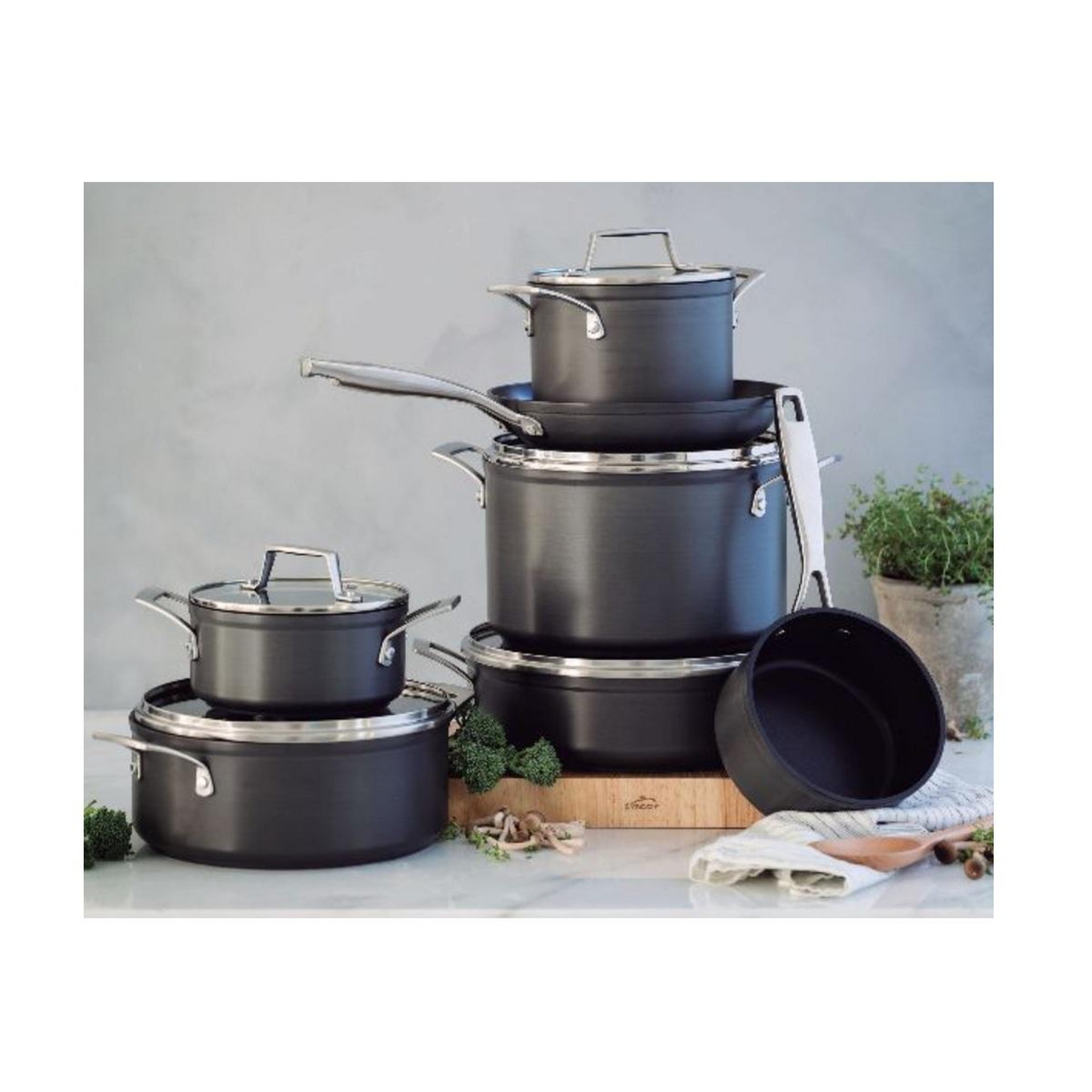 Voir la diapositive 3 : Lacor Anodized faitout 16cm +cv - 48016