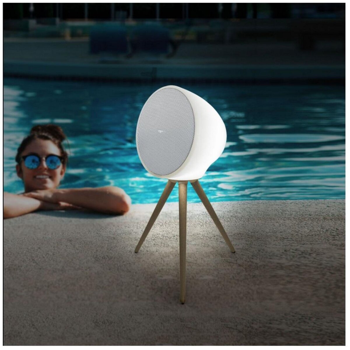 Muse Enceinte bluetooth sans fil avec lumière d'ambiance - ML655BT