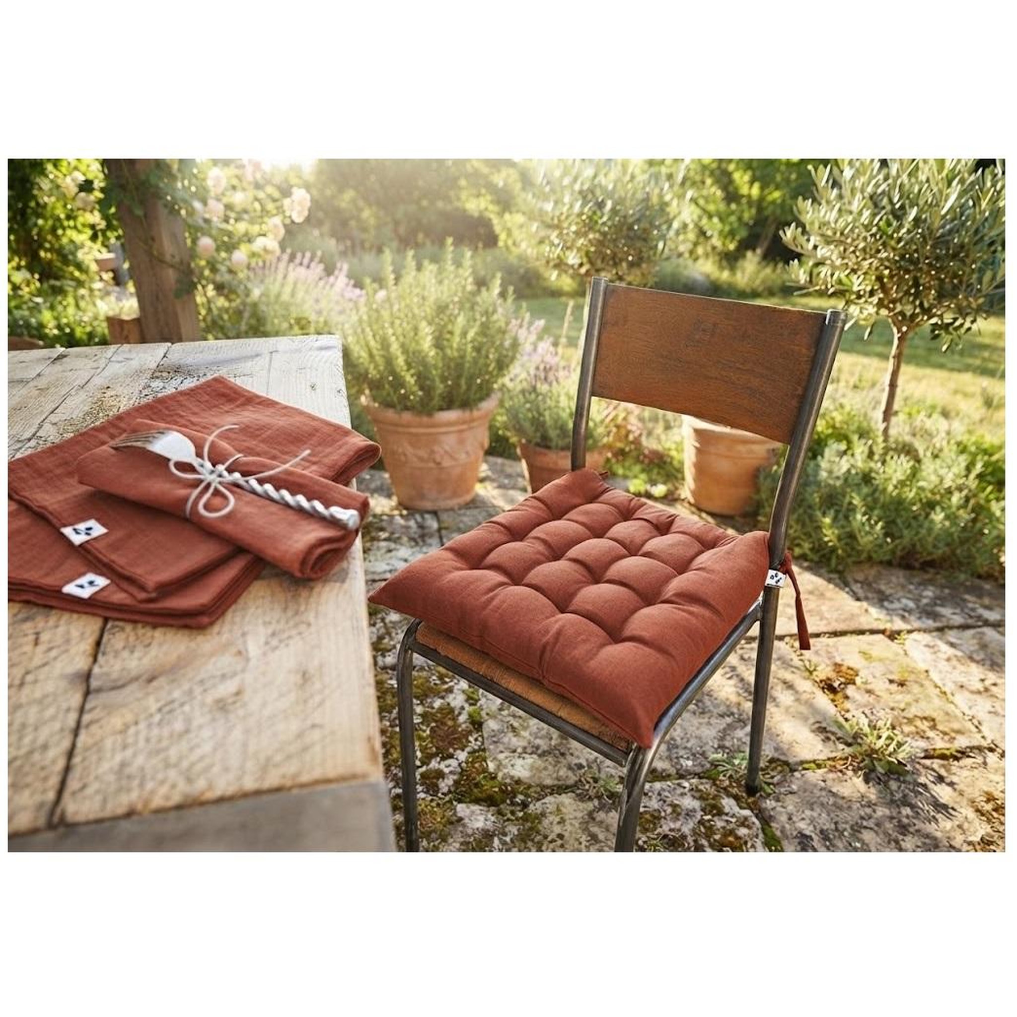Voir la diapositive 4 : Eden Assise de chaise matelassée en coton kalas