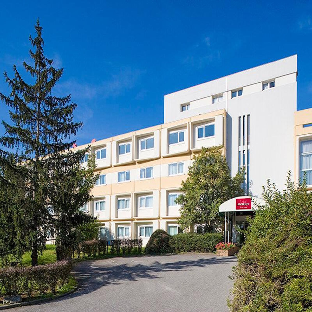 Smartbox Séjour de 2 jours en hôtel 4* Mercure Annemasse Porte de Genève avec cocktail - Coffret Cadeau Séjour