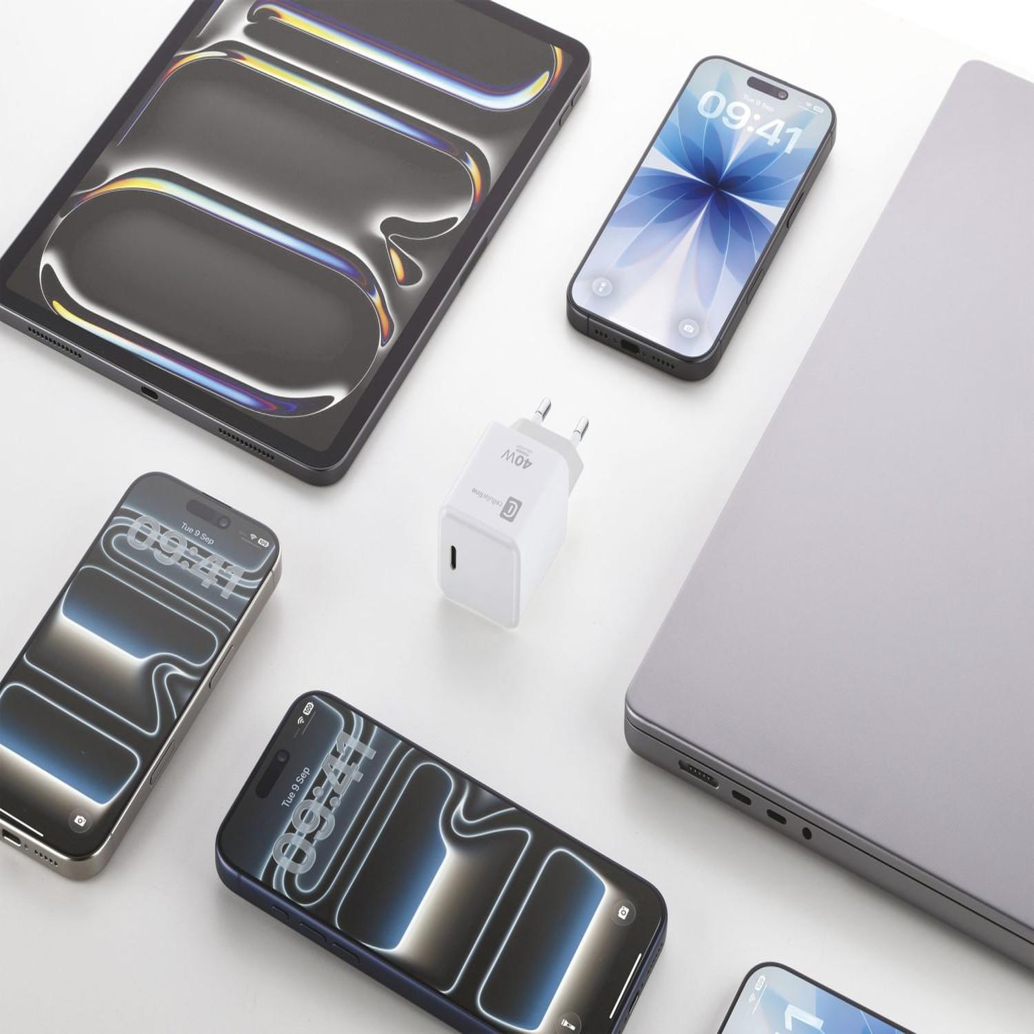Voir la diapositive 3 : CELLULAR LINE Cellularline chargeur secteur usb-c 40w – dédié apple chargeur secteur usb-c 40w power delivery, idéal pour l'iphone 17 et l'ipad pro 2025.