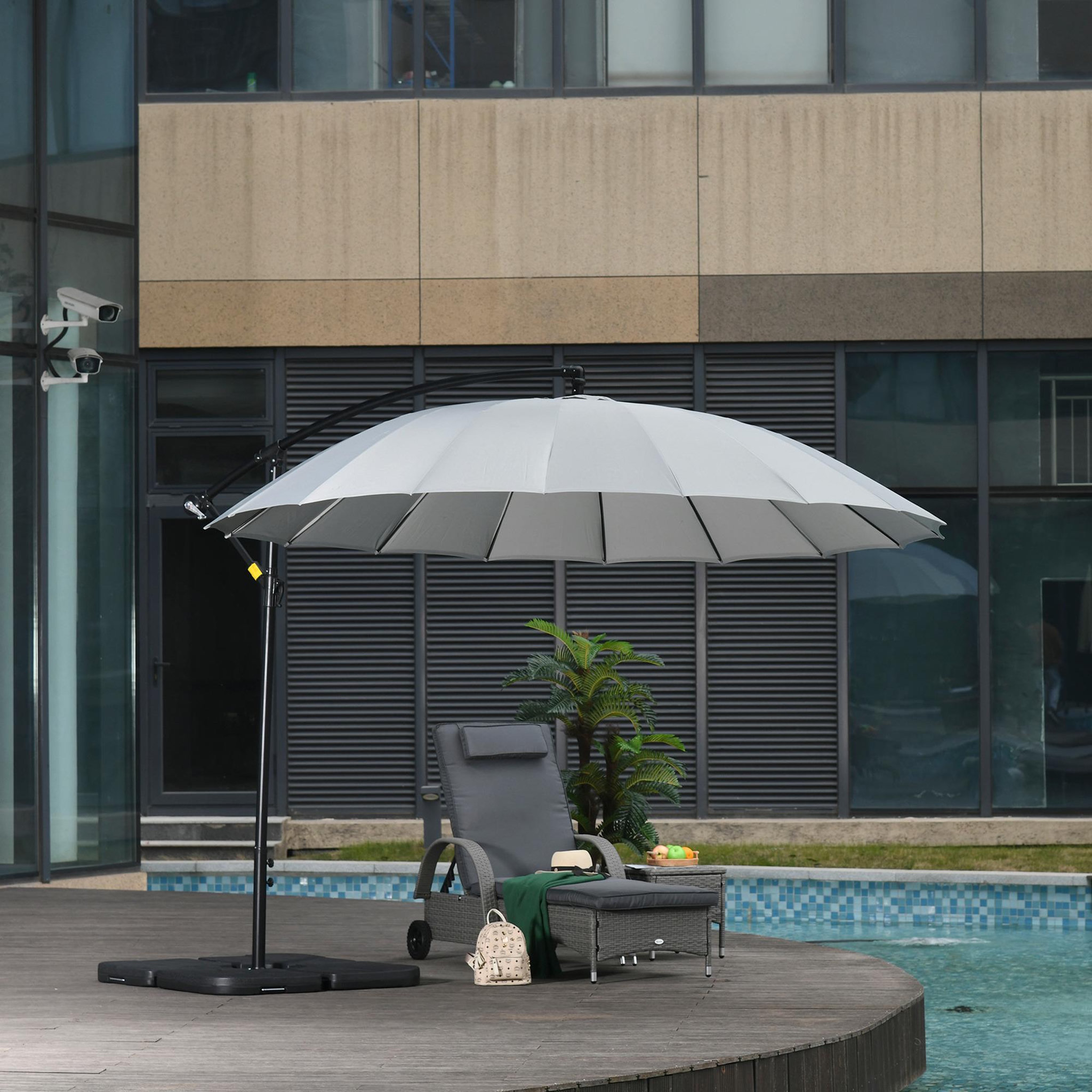 Voir la diapositive 2 : OUTSUNNY Parasol déporté rond inclinable manivelle piètement mât métal. dim. Ø 2,96 x 2,6H m polyester haute densité gris