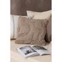 Voir la diapositive 4 : Paris Prix Coussin Tufté Courbes  Jaisalmer  45x45cm Beige