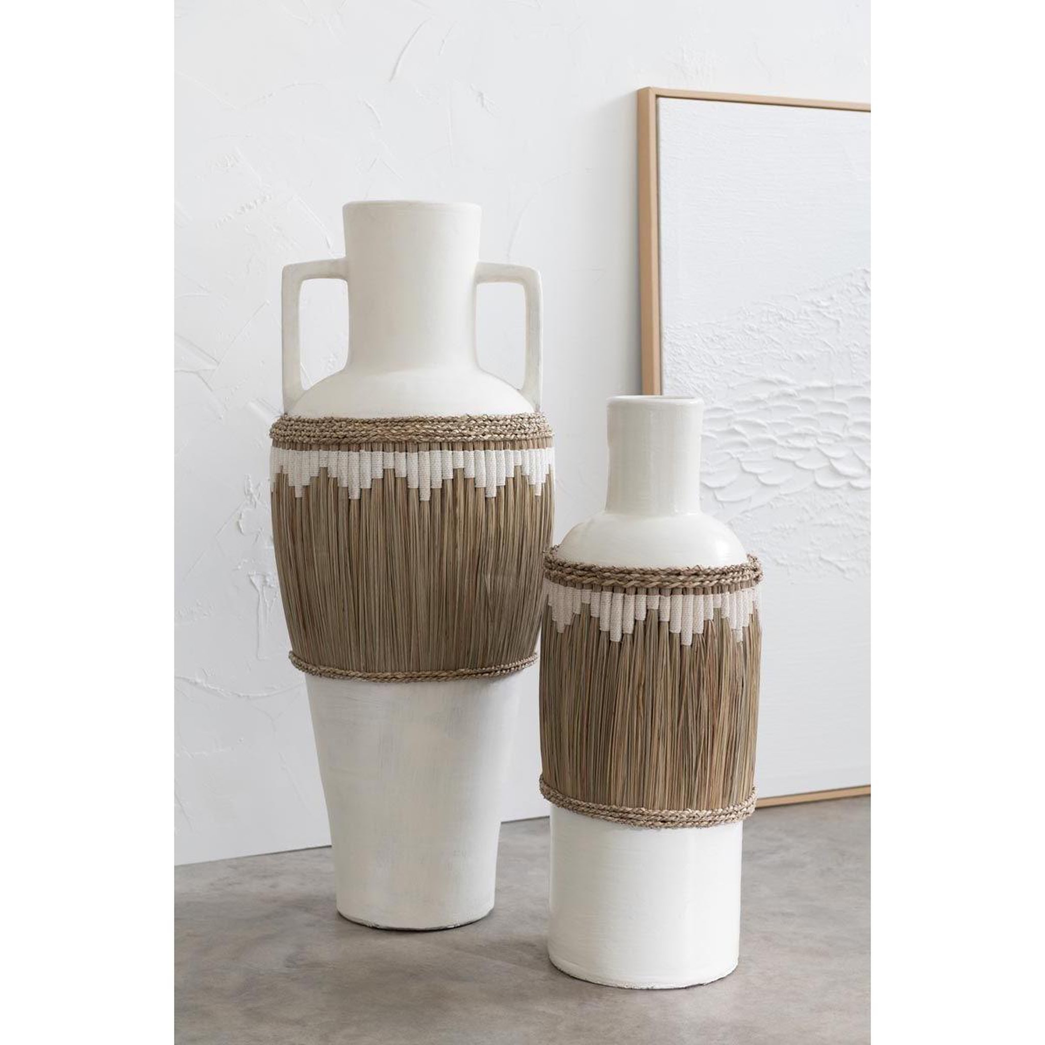 Voir la diapositive 3 : J-LINE Vase amphore design  herbes  100cm blanc