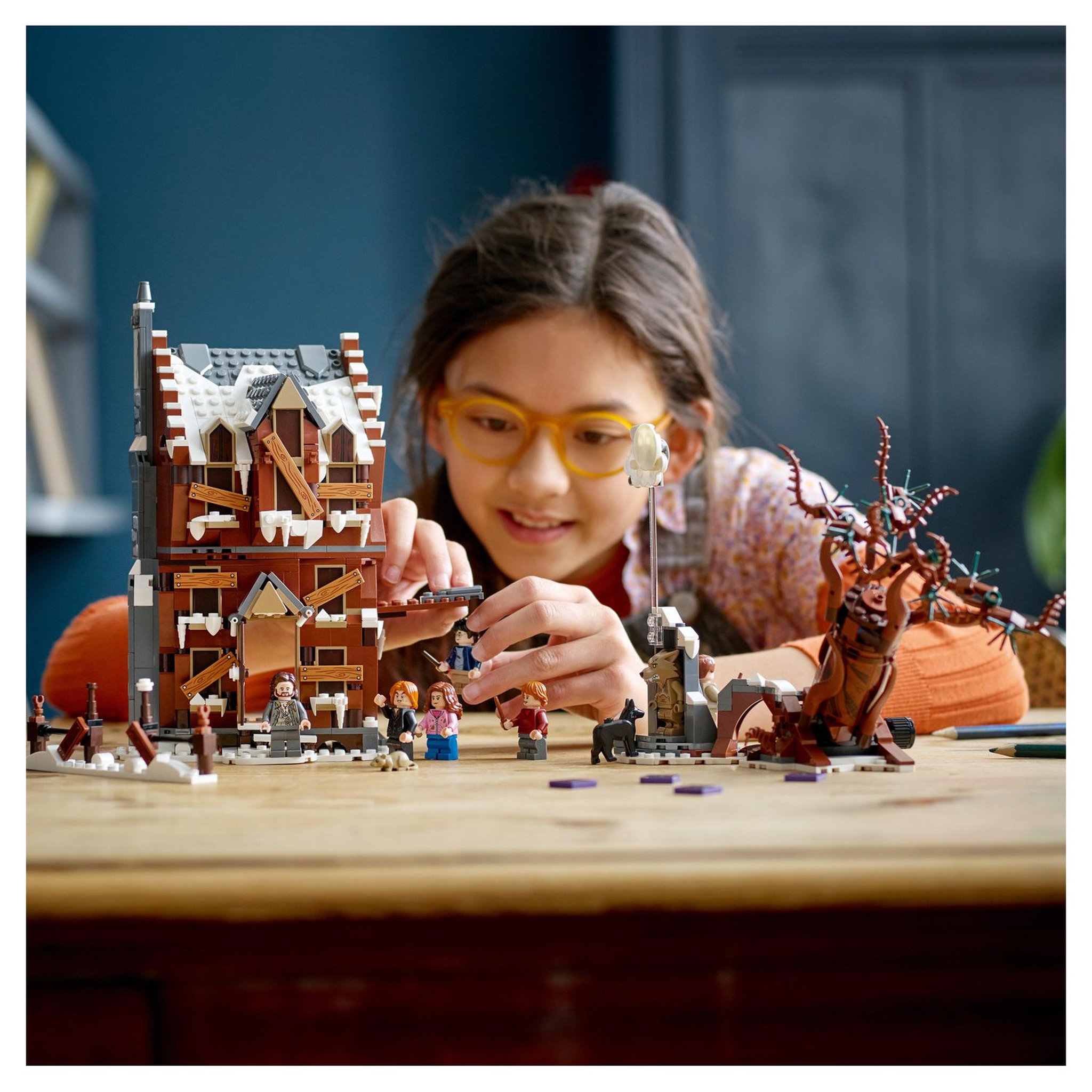 Voir la diapositive 9 : LEGO Harry Potter 76407 La Cabane Hurlante et le Saule Cogneur, Jouet et Minifigurine