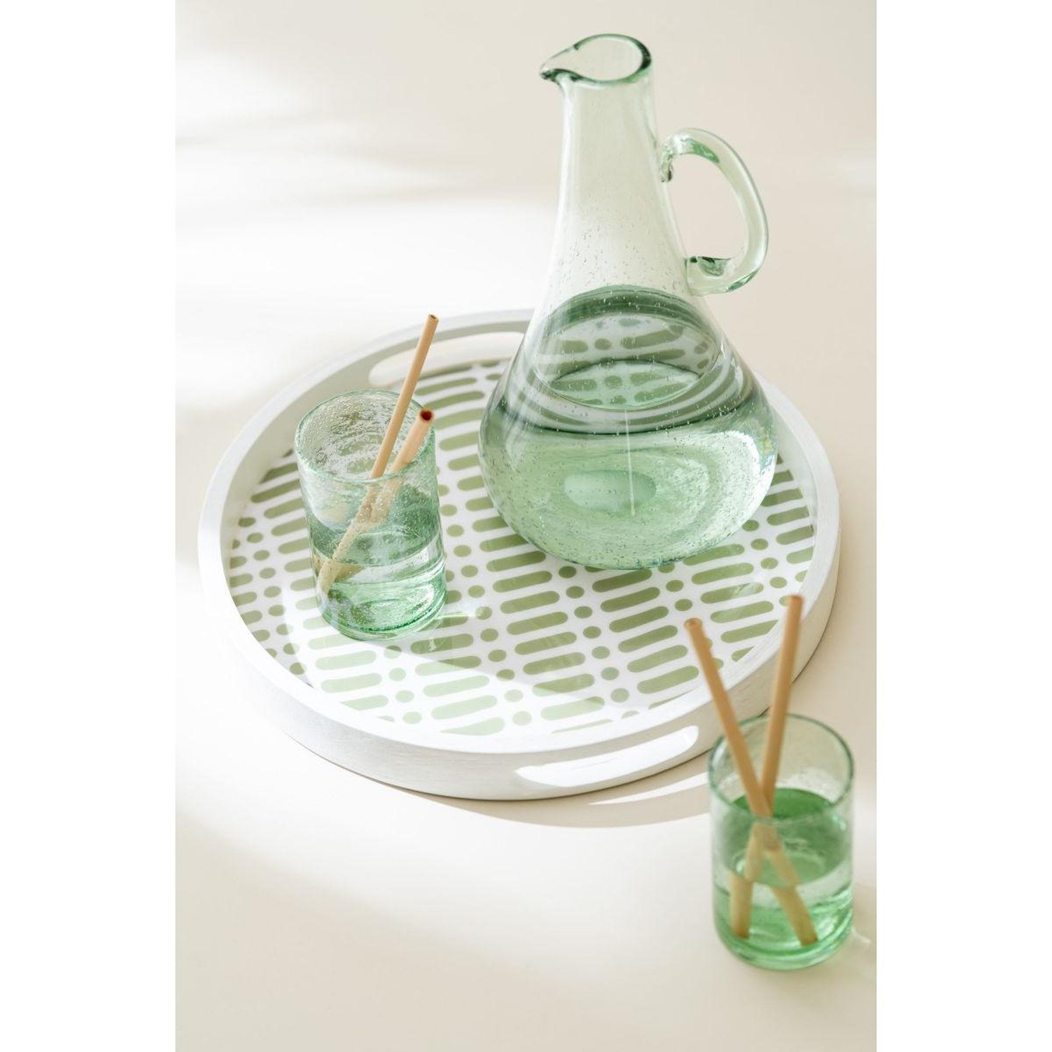 Voir la diapositive 4 : J-LINE Plateau de service en bois  tod  40cm vert & blanc