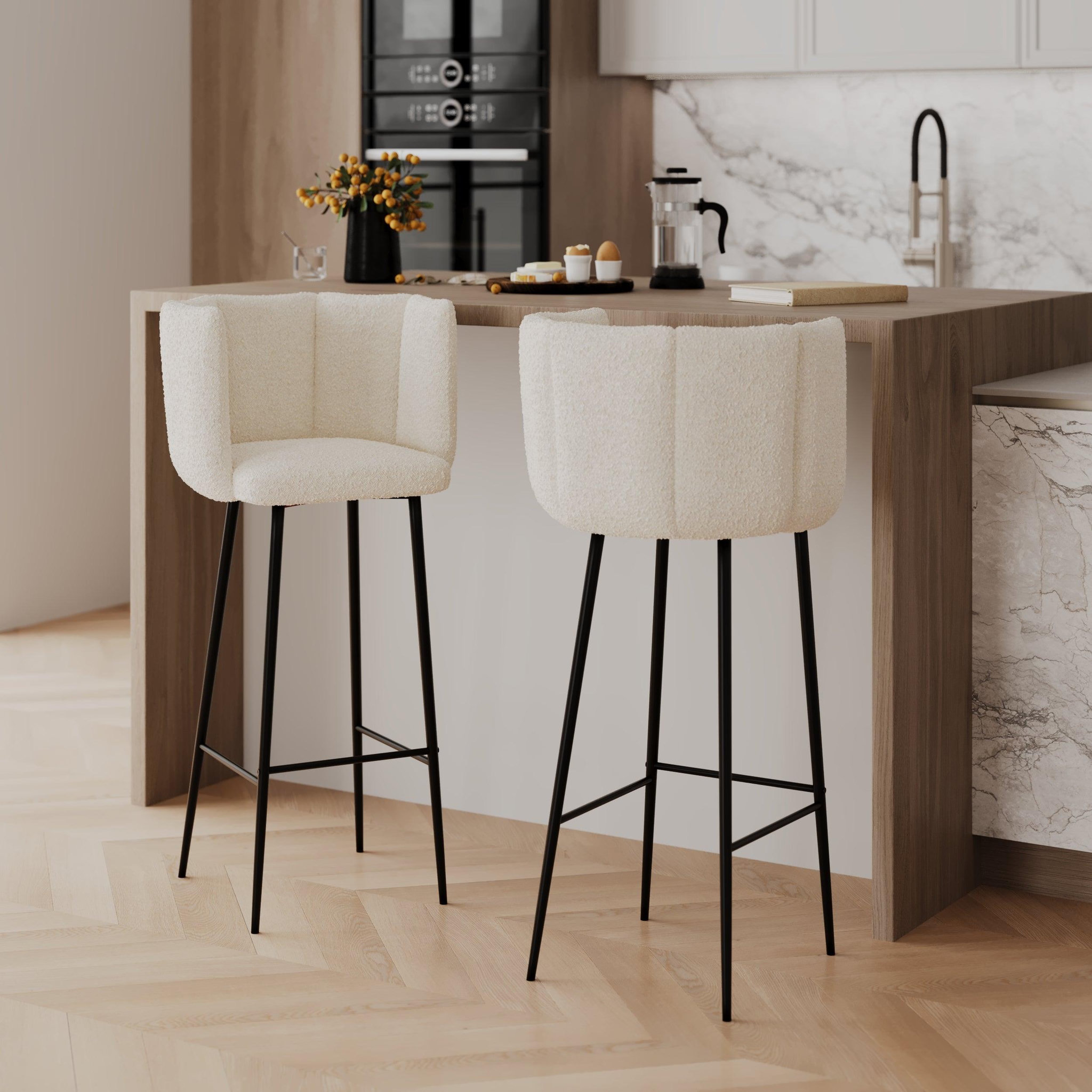 Voir la diapositive 2 : MAISON PAVANE Lot de 2 chaises de bar en tissu bouclé beige 75 cm-rosy