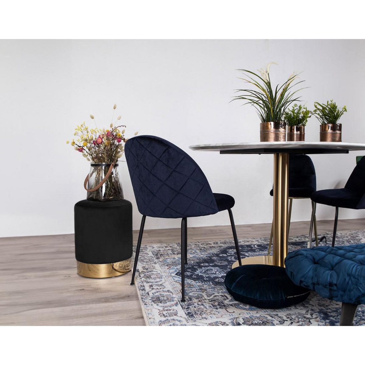 LISA DESIGN Velana - pouf - en velours