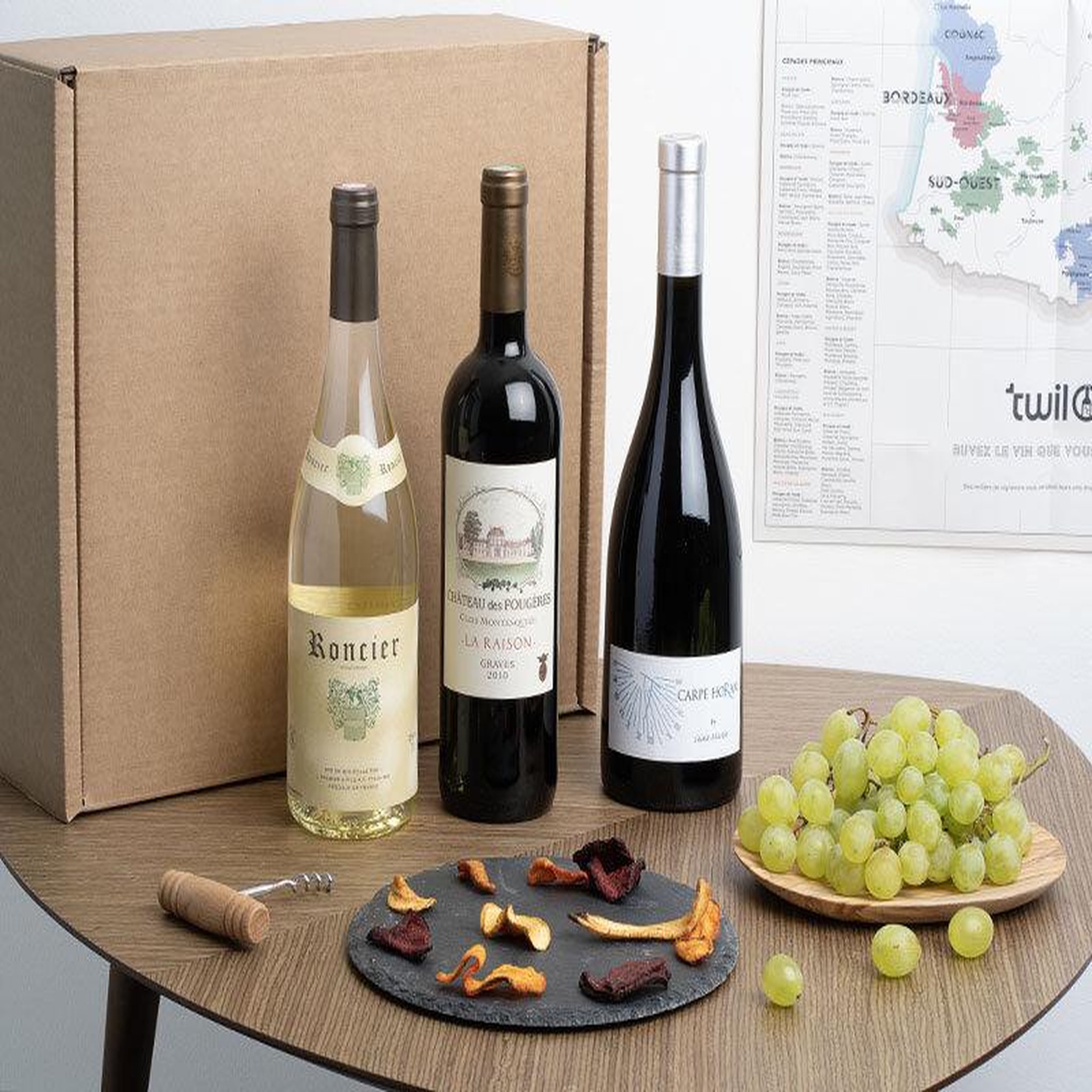 Voir la diapositive 2 : Smartbox Coffret de 3 bouteilles : vin rouge et vin blanc livrés à domicile - coffret cadeau gastronomie