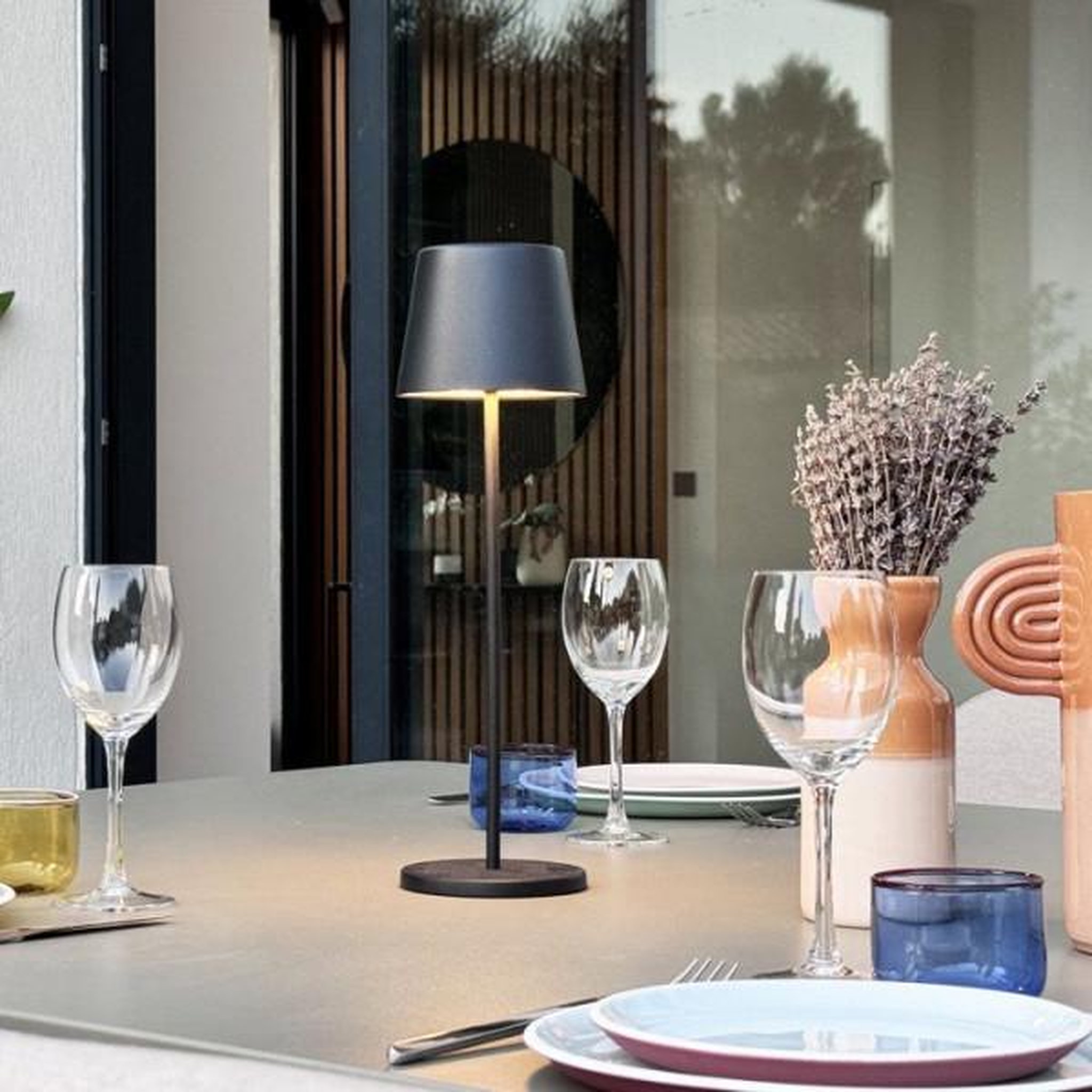 Voir la diapositive 4 : Lumisky Lampe de table de table sans fil led dimmable noir