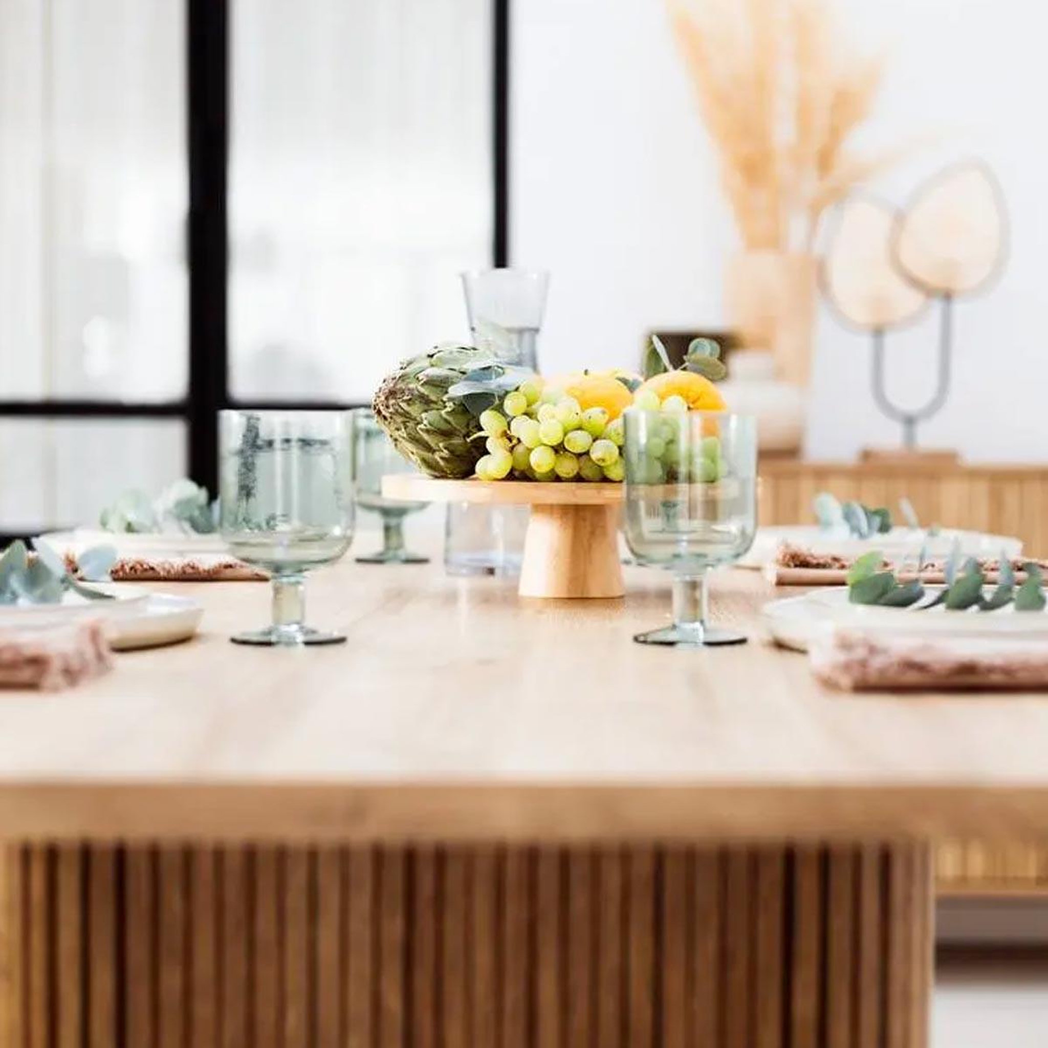 Voir la diapositive 2 : SECRET DE GOURMET Présentoir à gâteaux rond  bambou  28cm beige