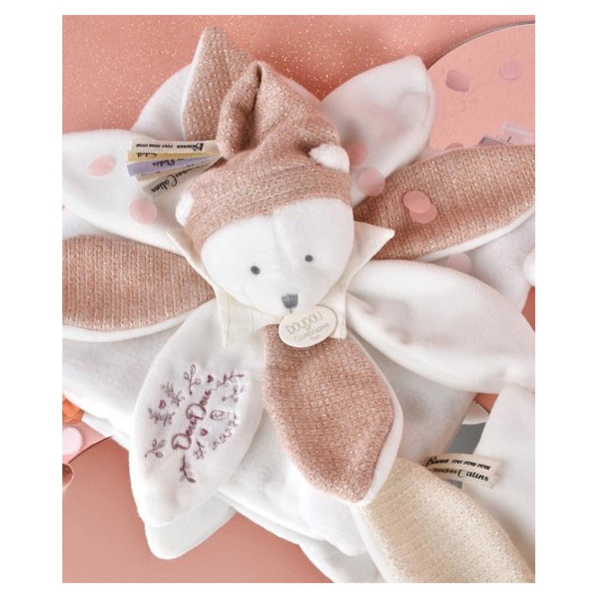 Voir la diapositive 2 : DOUDOU ET COMPAGNIE Doudou plat petales Ours Rose - 25 cm - Collection Anniversaire
