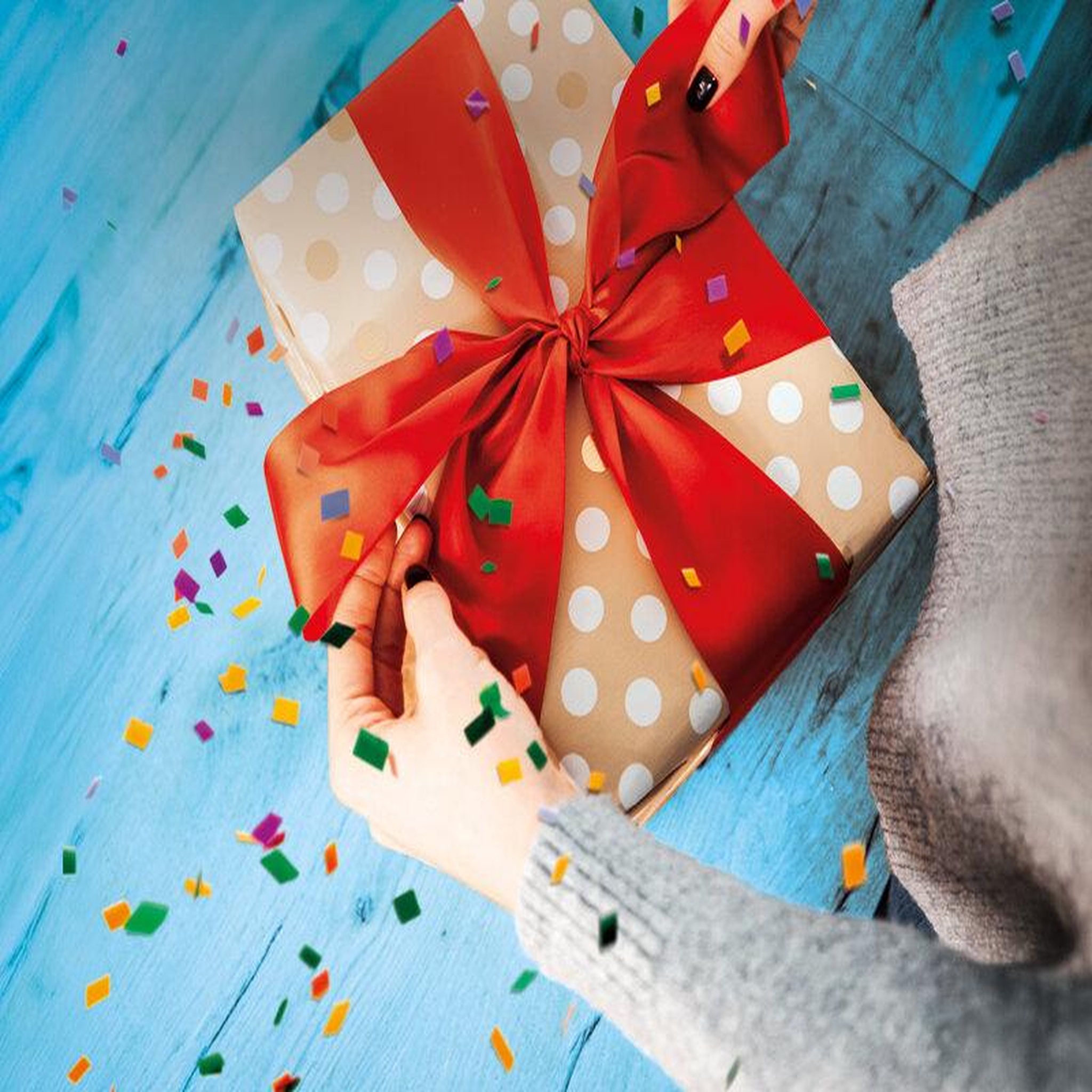 Voir la diapositive 4 : Smartbox Joyeux anniversaire* - coffret cadeau multi-thèmes