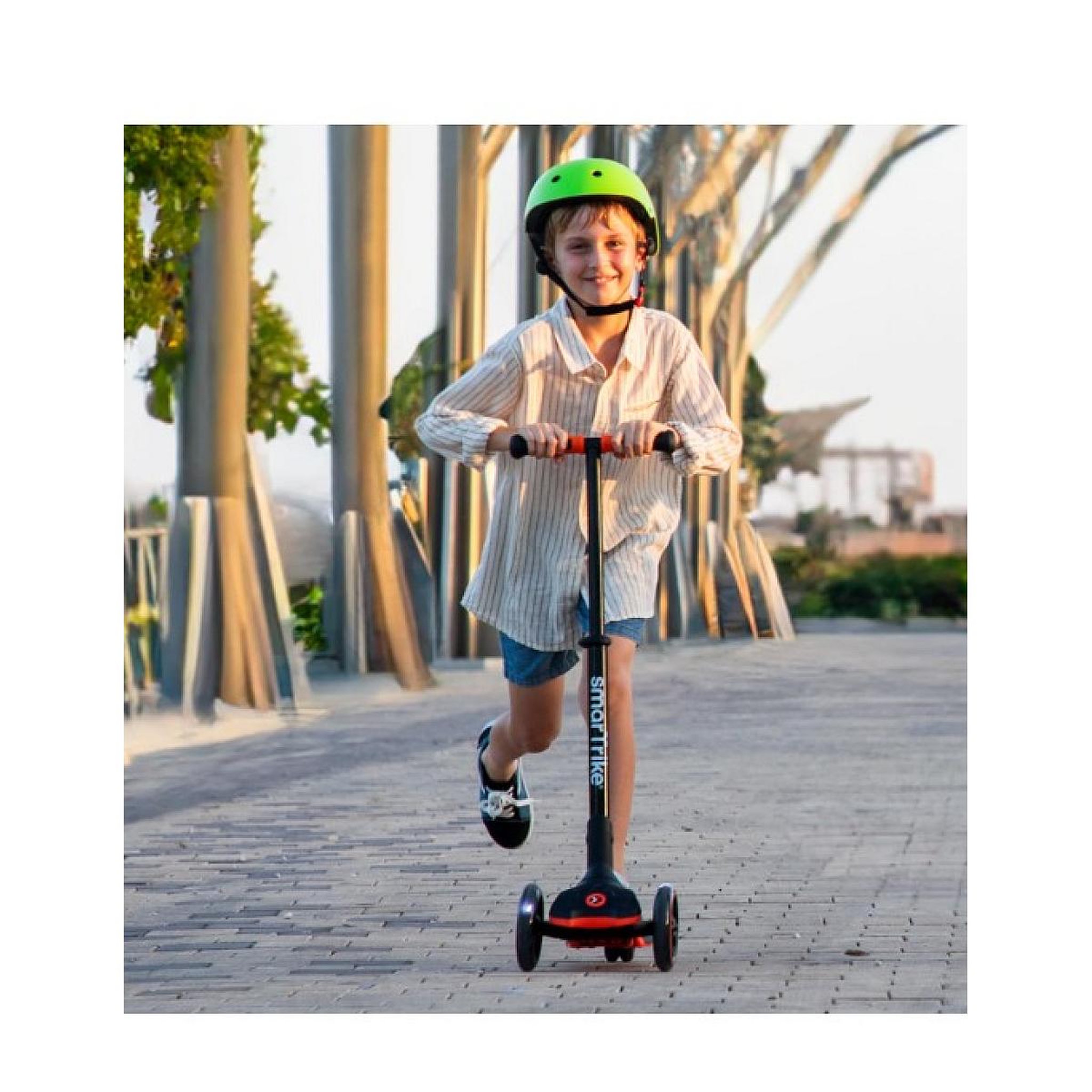 Voir la diapositive 2 : SMARTRIKE Trottinette Évolutive Xtend - Orange