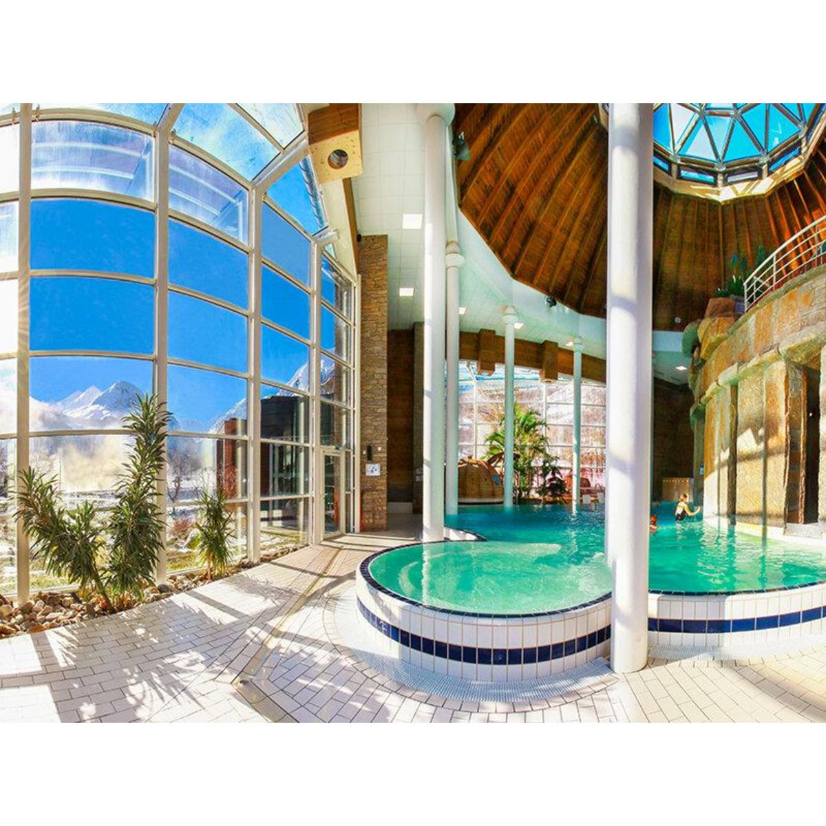 Smartbox Séjour gastronomique en hôtel Mercure 4* avec soin du corps et spa thermal près de Lourdes - Coffret Cadeau Multi-thèmes