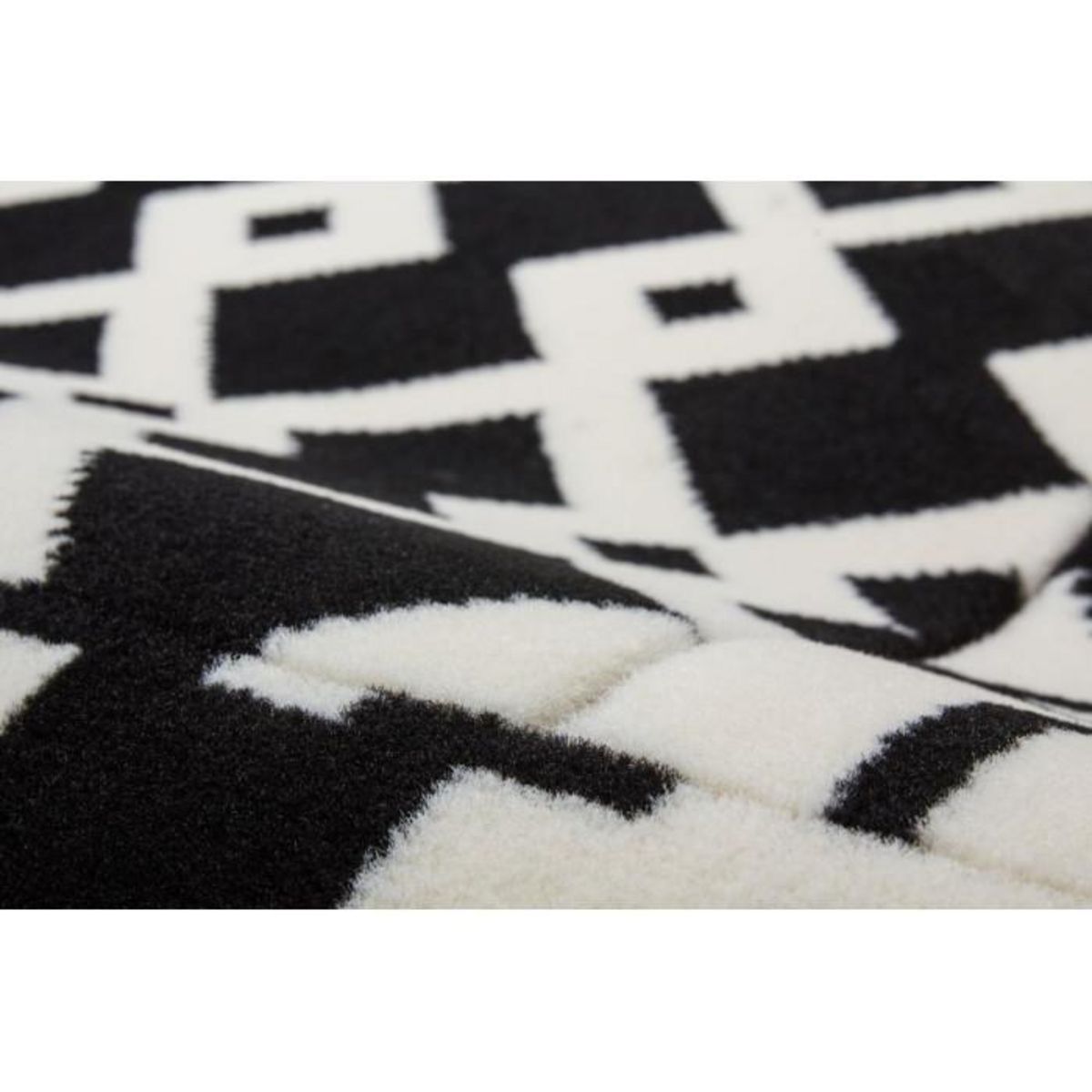 Paris Prix Tapis Tissé Géométrique à Poils Courts  Lina  Noir