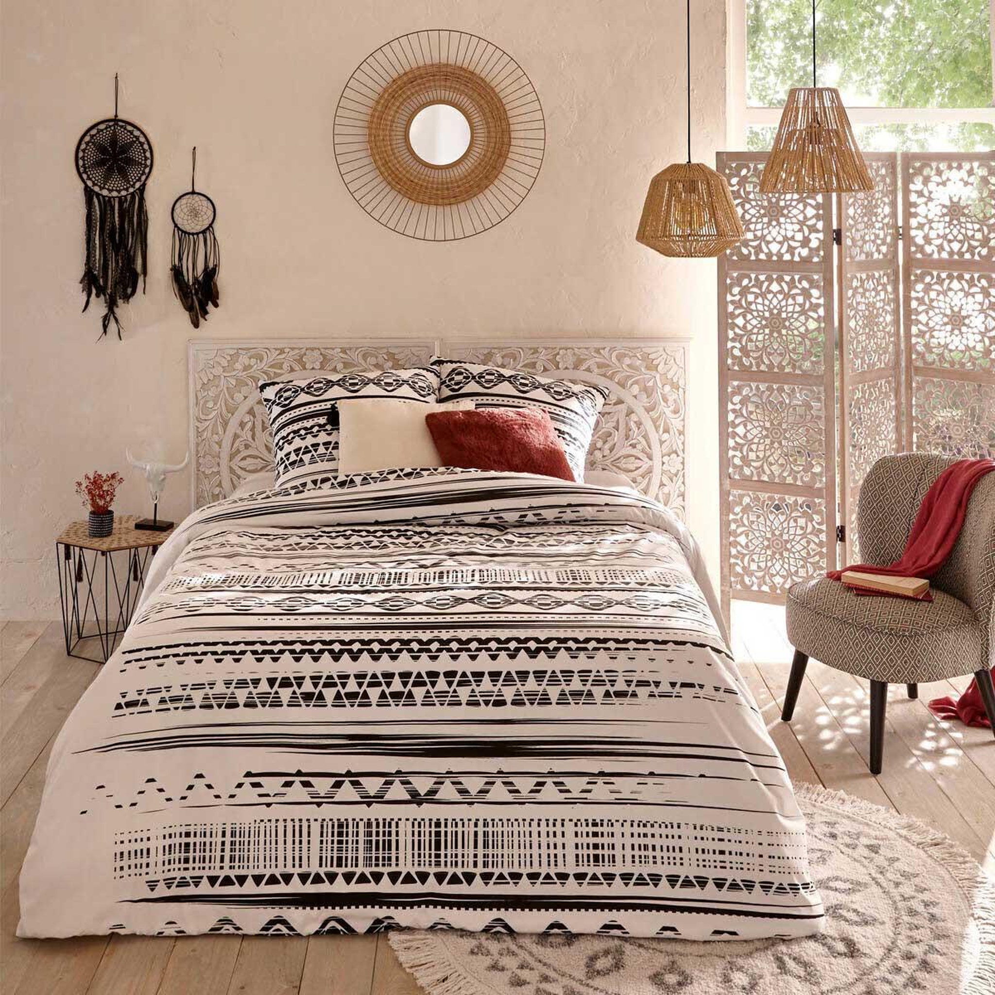 Voir la diapositive 5 : ATMOSPHERA Suspension luminaire cône effet corde ethnik - h. 95 cm - beige