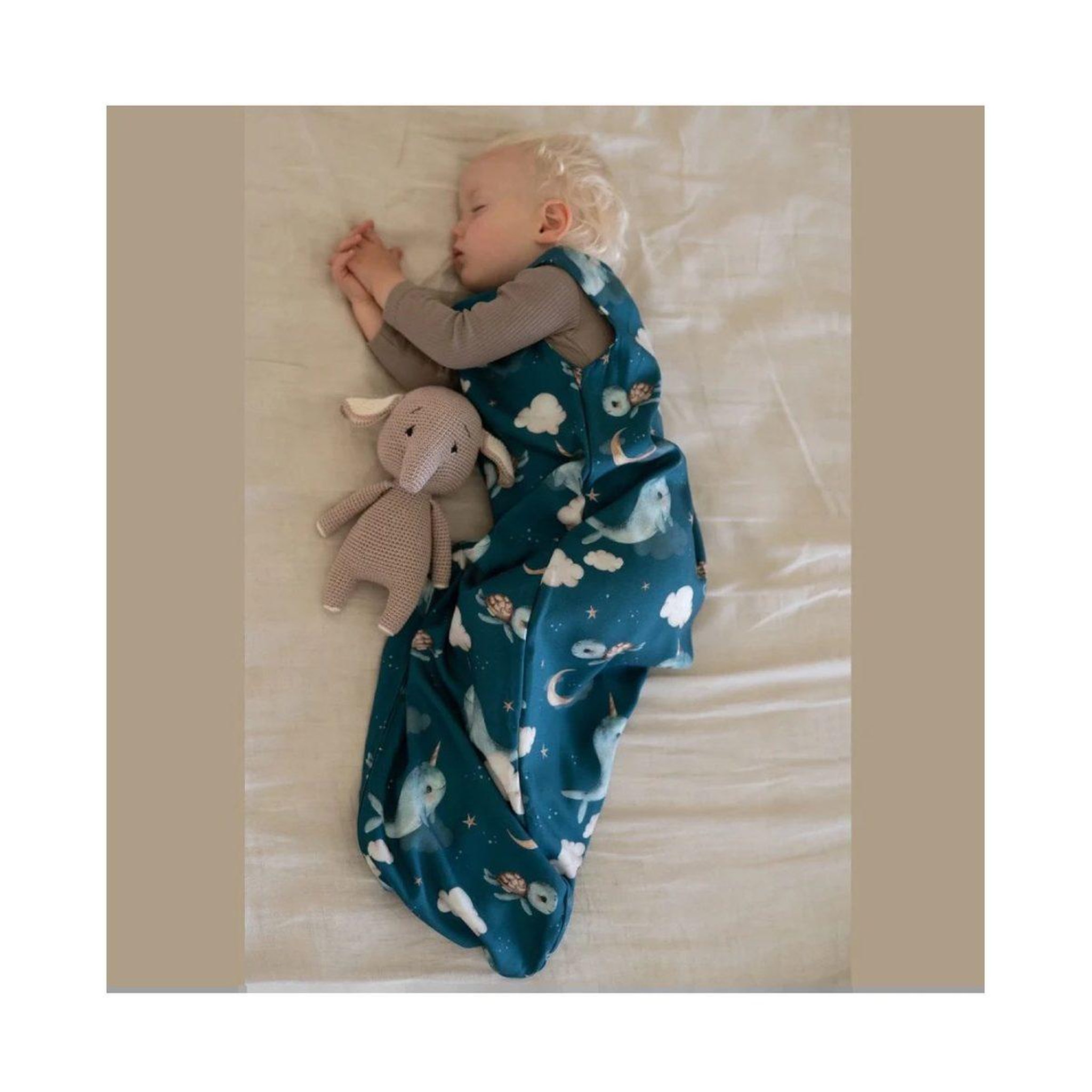 Voir la diapositive 4 : WALDIN Gigoteuse en bambou 40 × 64 cm 0,5 TOG - taille S - motif baleine, bleu foncé