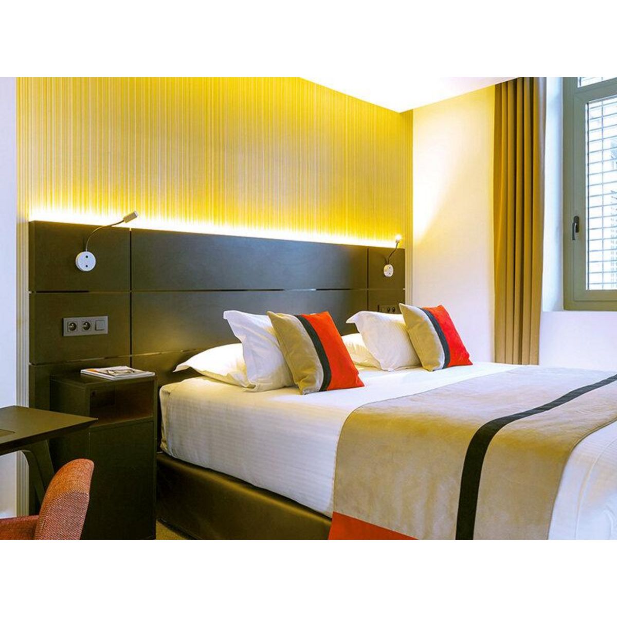 Smartbox 2 jours en hôtel 4* et cocktail au bar avec vue panoramique à Mâcon - Coffret Cadeau Séjour