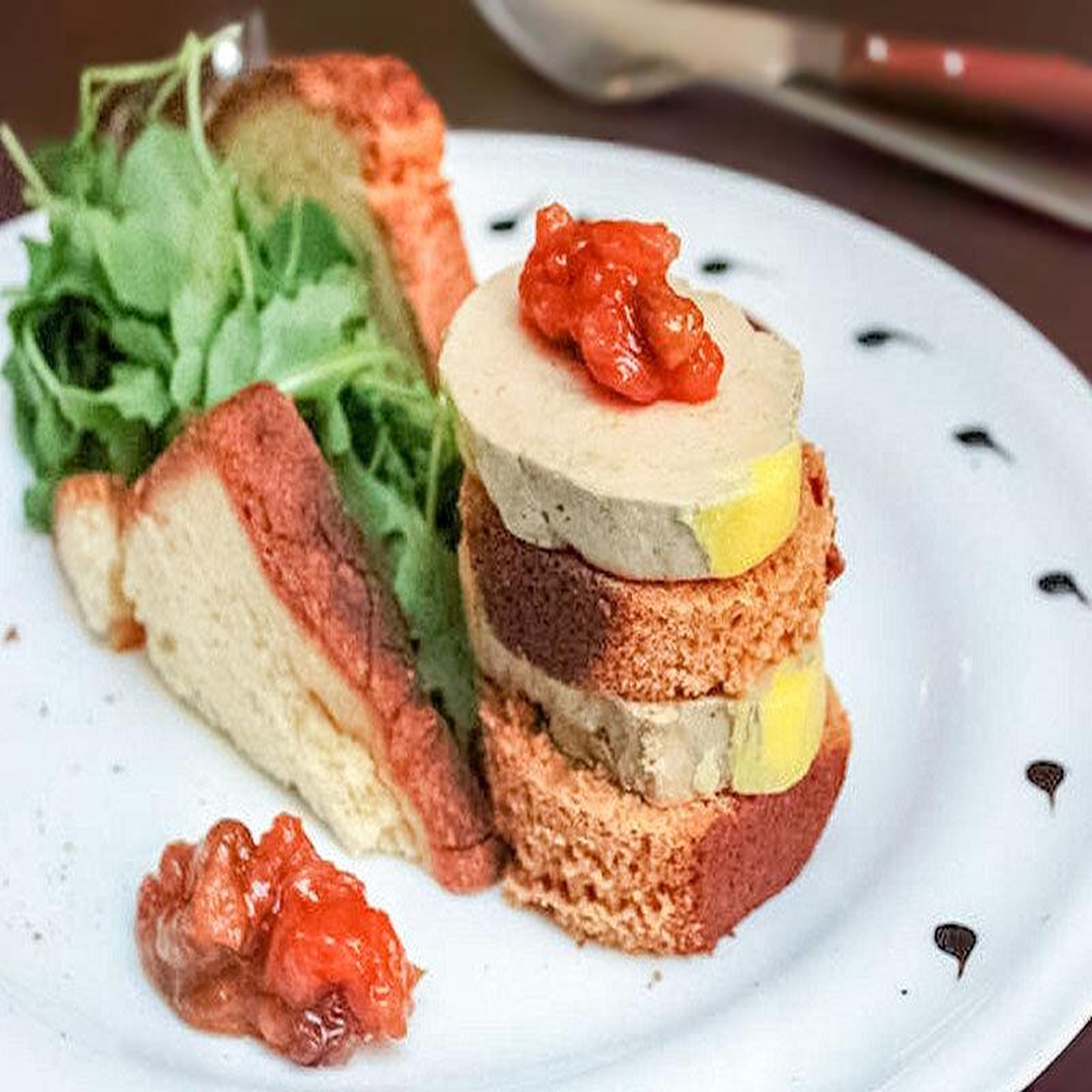 Voir la diapositive 4 : Smartbox Repas gourmands 3 plats à aix-en-provence - coffret cadeau gastronomie