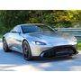 Voir la diapositive 2 : Smartbox Stage de pilotage multivolant : 2 tours en Aston Martin Vantage et 2 tours en Audi R8 sur le circuit de Trappes - Coffret Cadeau Sport & Aventure