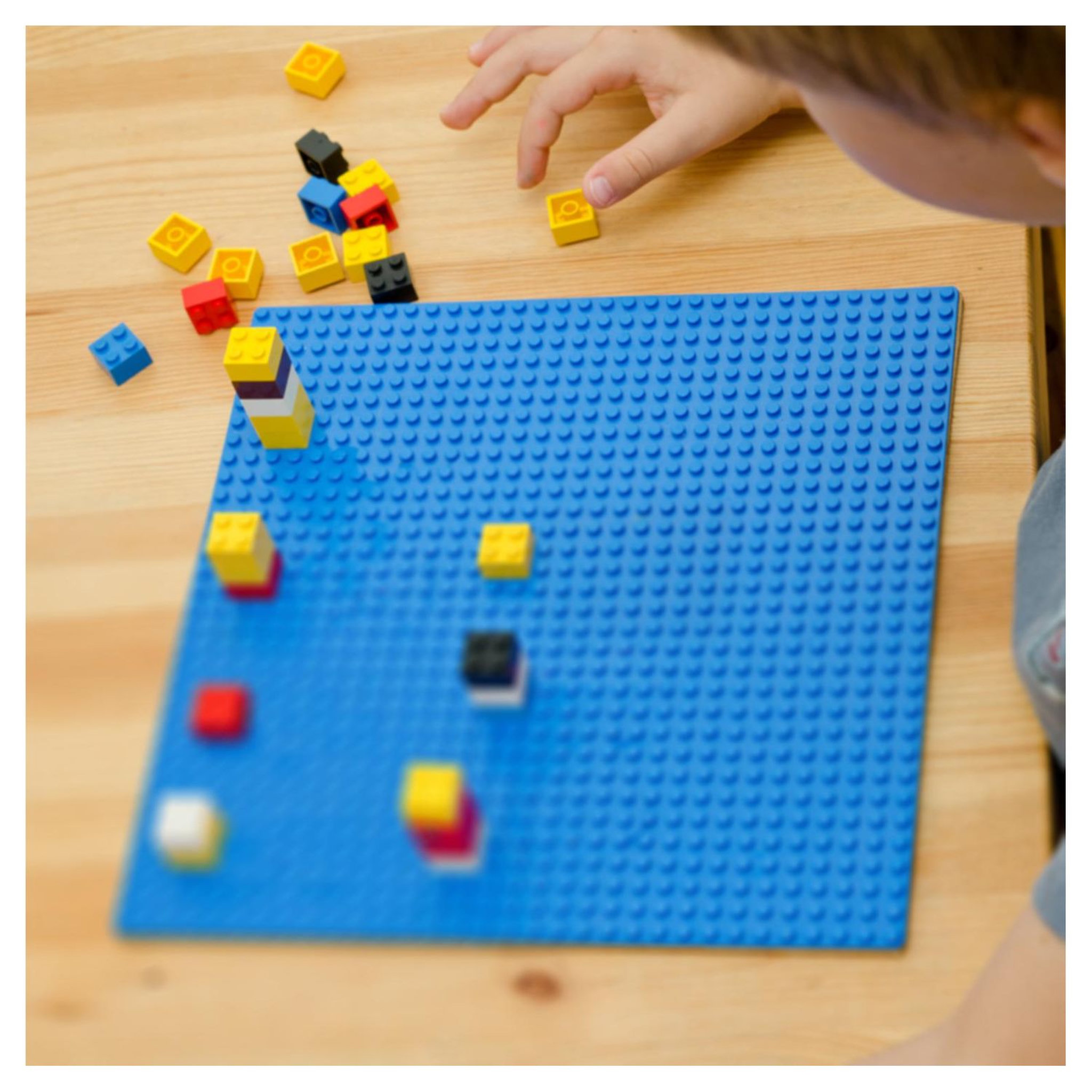 Voir la diapositive 7 : LEGO Classic 10701 - La plaque de base grise 38 x 38cm