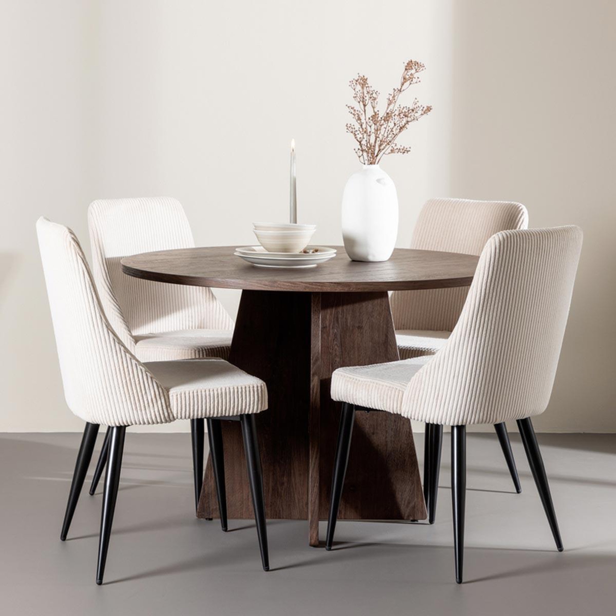 Voir la diapositive 4 : Paris Prix Ensemble table à manger & 4 chaises  bootcut & leone  110cm moka & beige