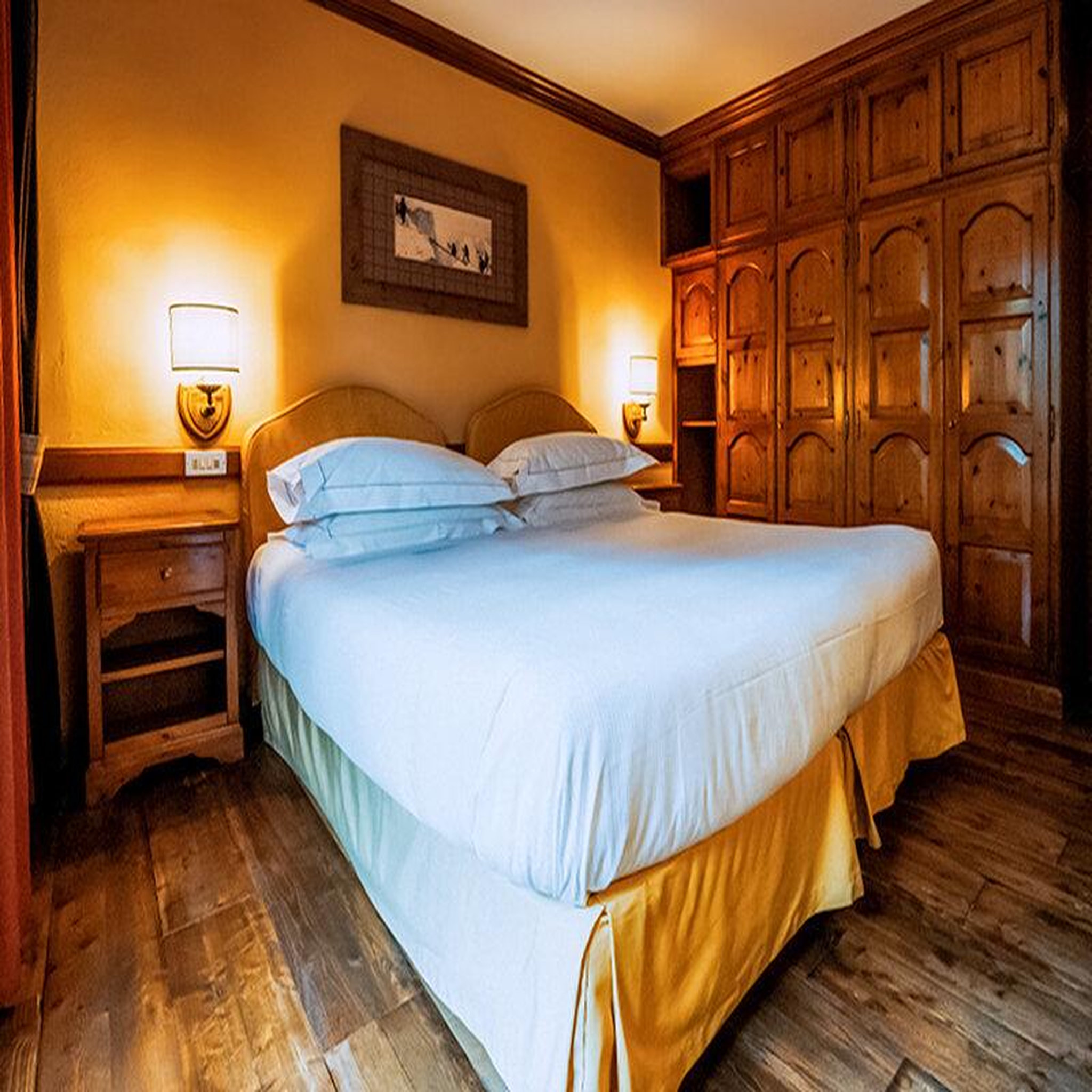 Voir la diapositive 3 : Smartbox Qc spa monte bianco : 2 nuits au qc hotel monte bianco avec accès spa et soin bien-être offert - coffret cadeau séjour