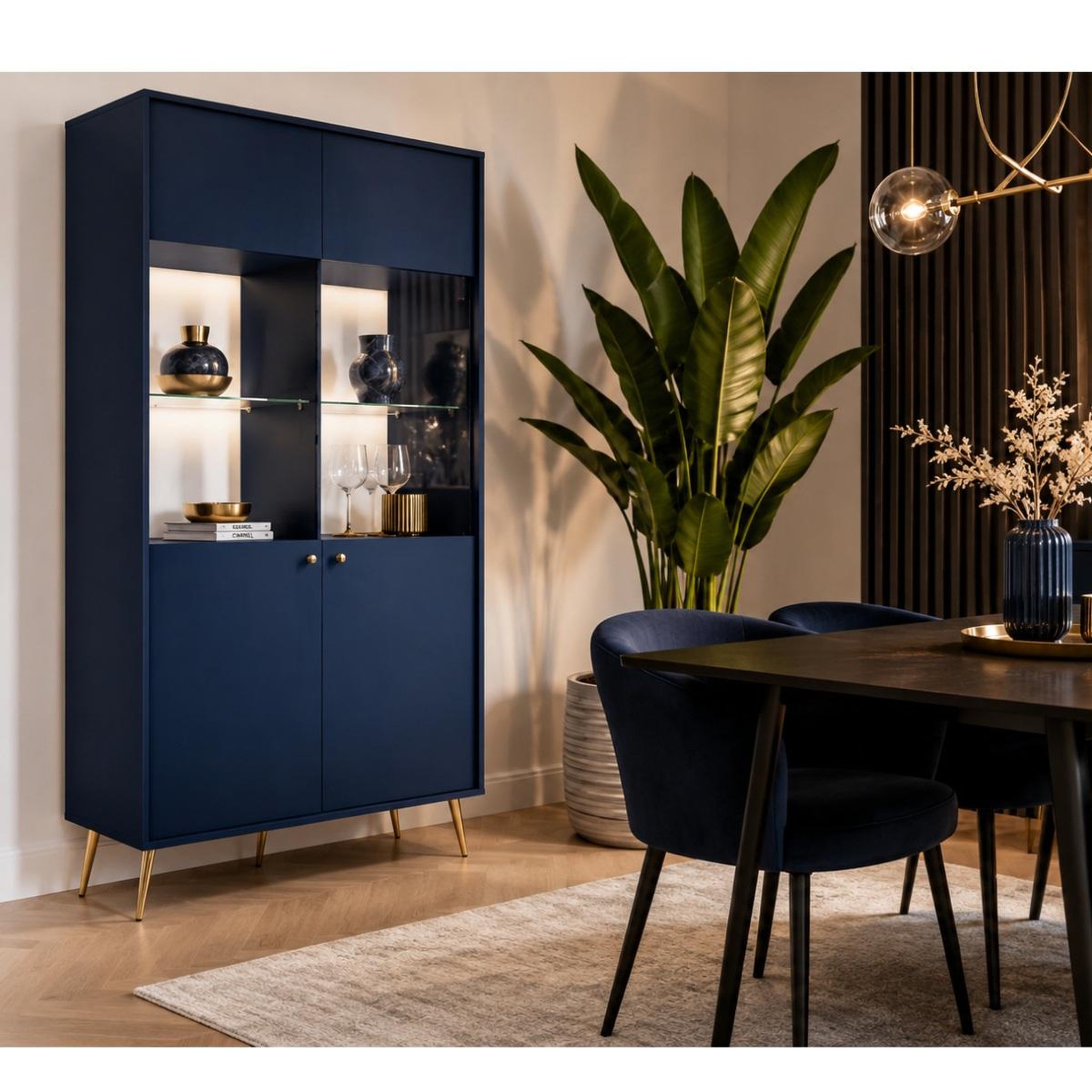Voir la diapositive 2 : JLC KREATION Argentier vitré moderne bleu et pied or ezia