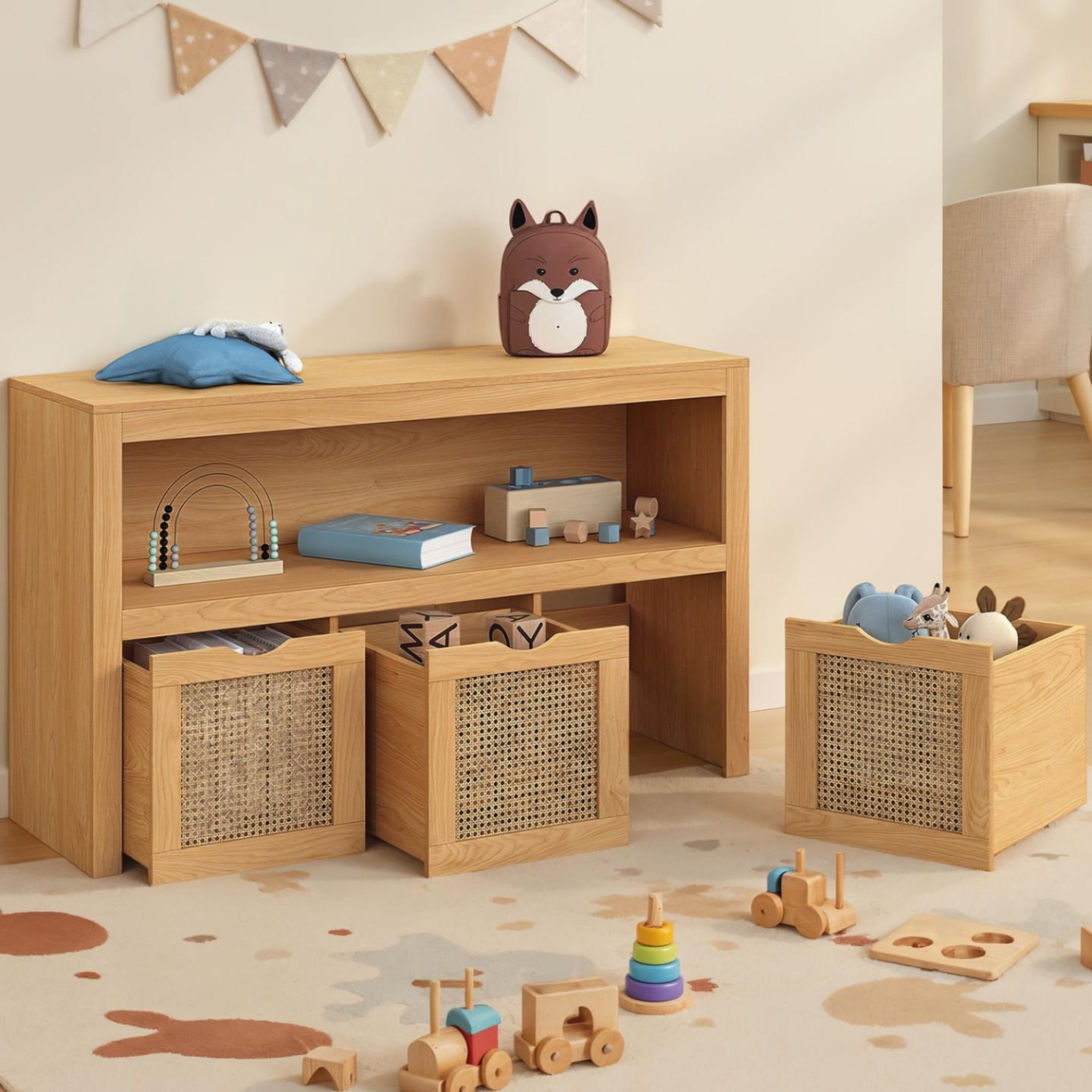 Voir la diapositive 2 : ID MARKET Meuble de rangement enfant edhen bois et cannage 3 tiroirs cubes sur roulettes
