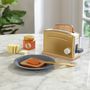 Voir la diapositive 2 : Kidkraft Ensemble dinette petit-déjeuner avec grille-pain doré + accessoires